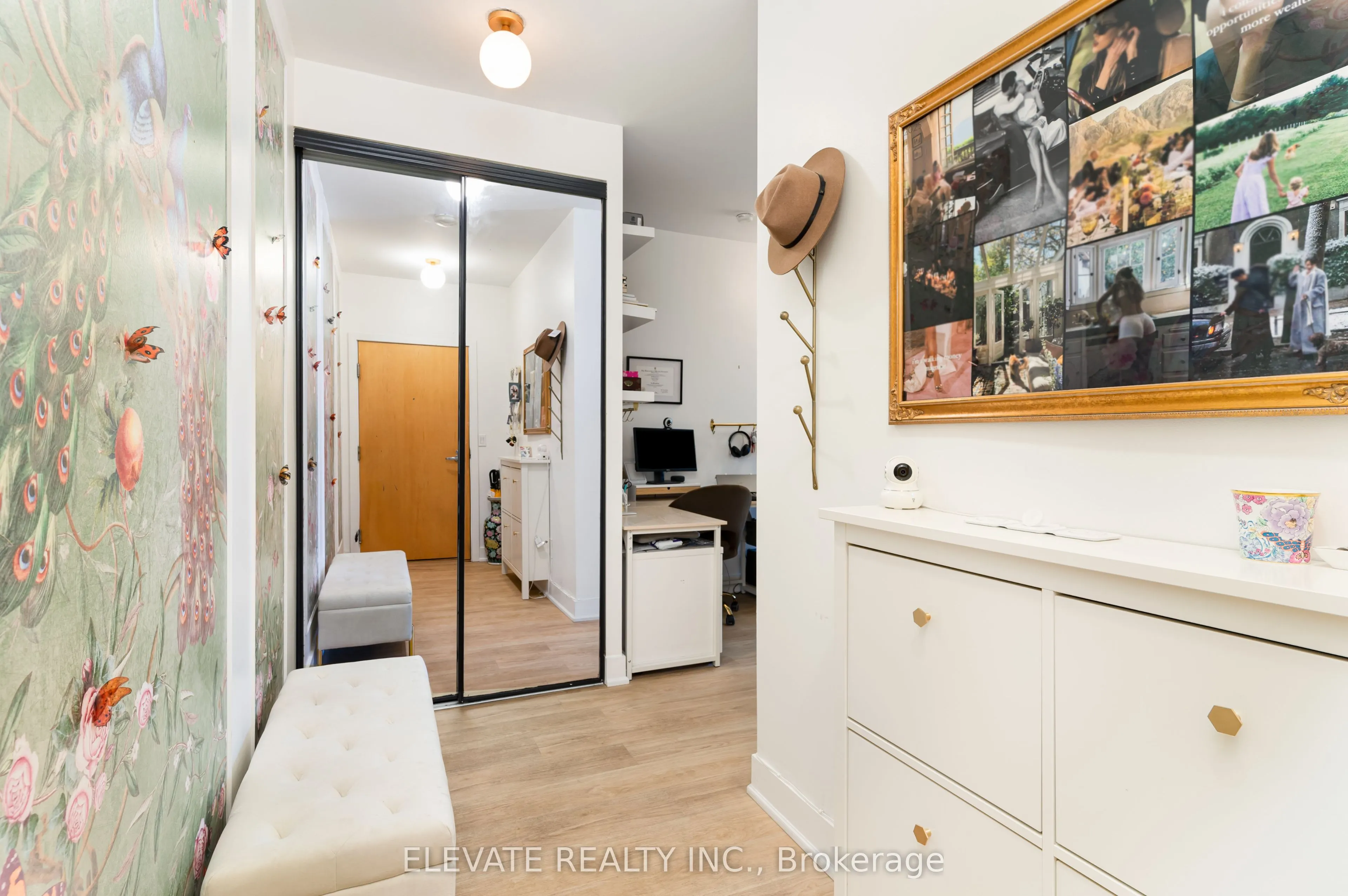 168 King Street E #802