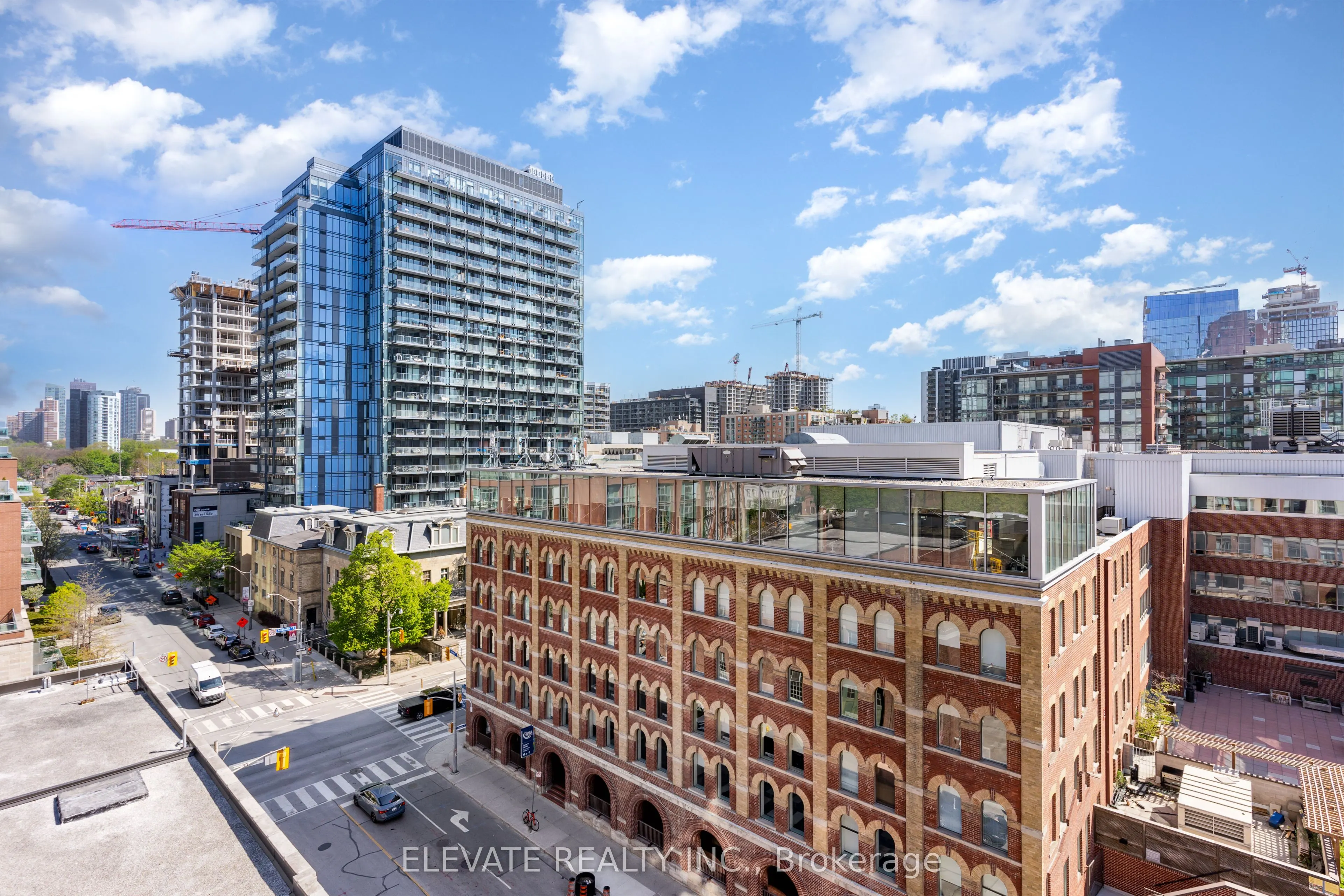 168 King Street E #802