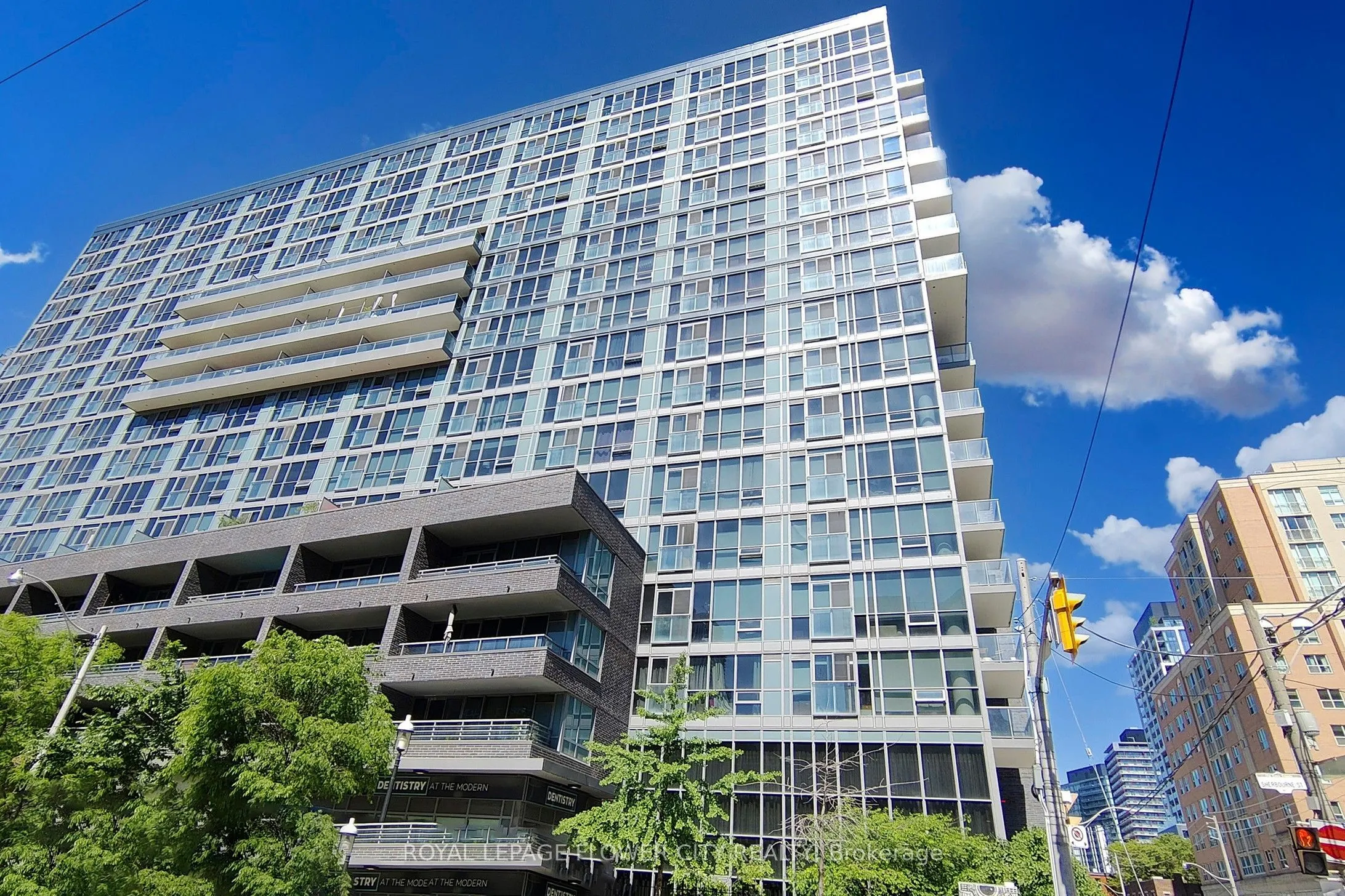 320 Richmond Street #104