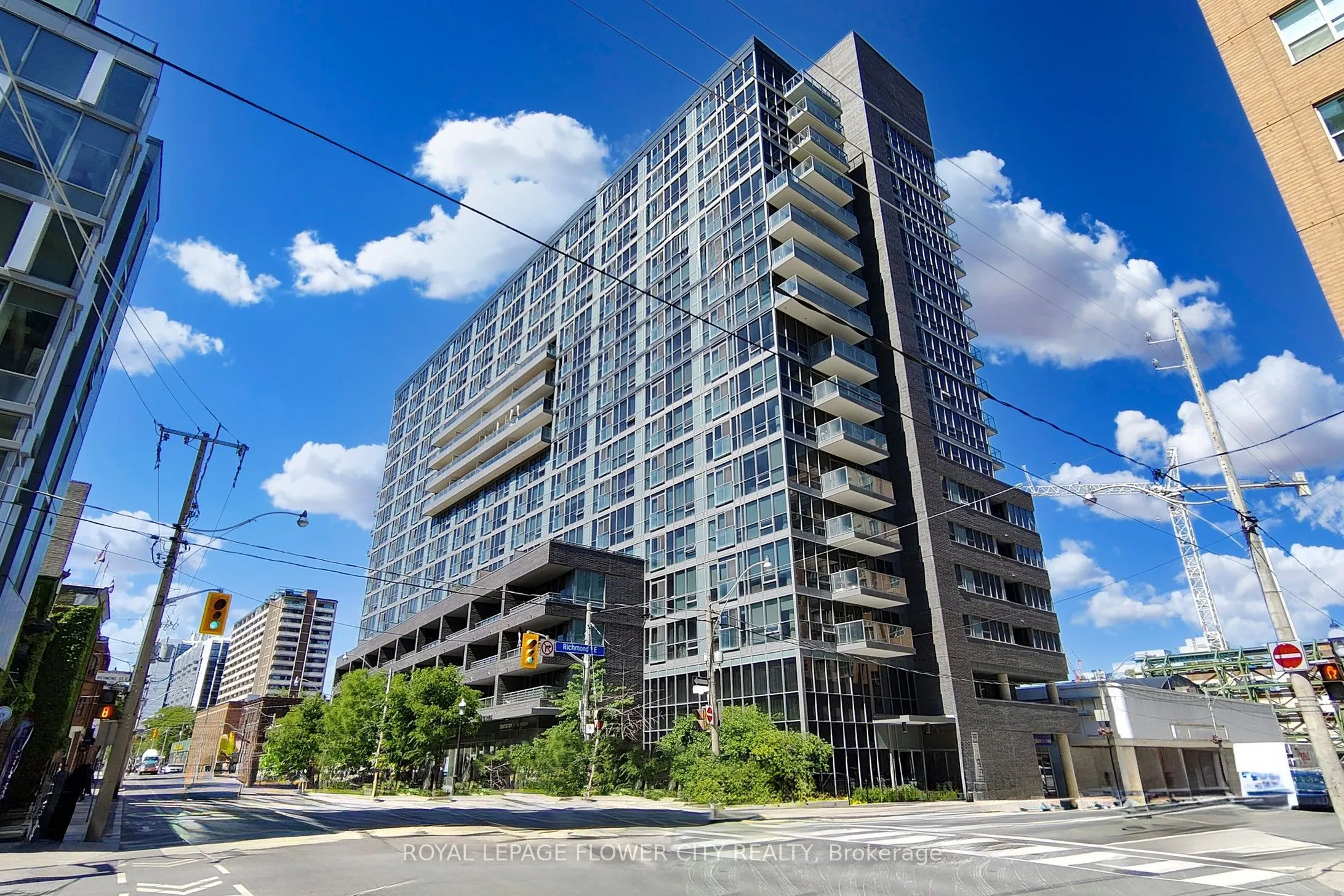 320 Richmond Street #104