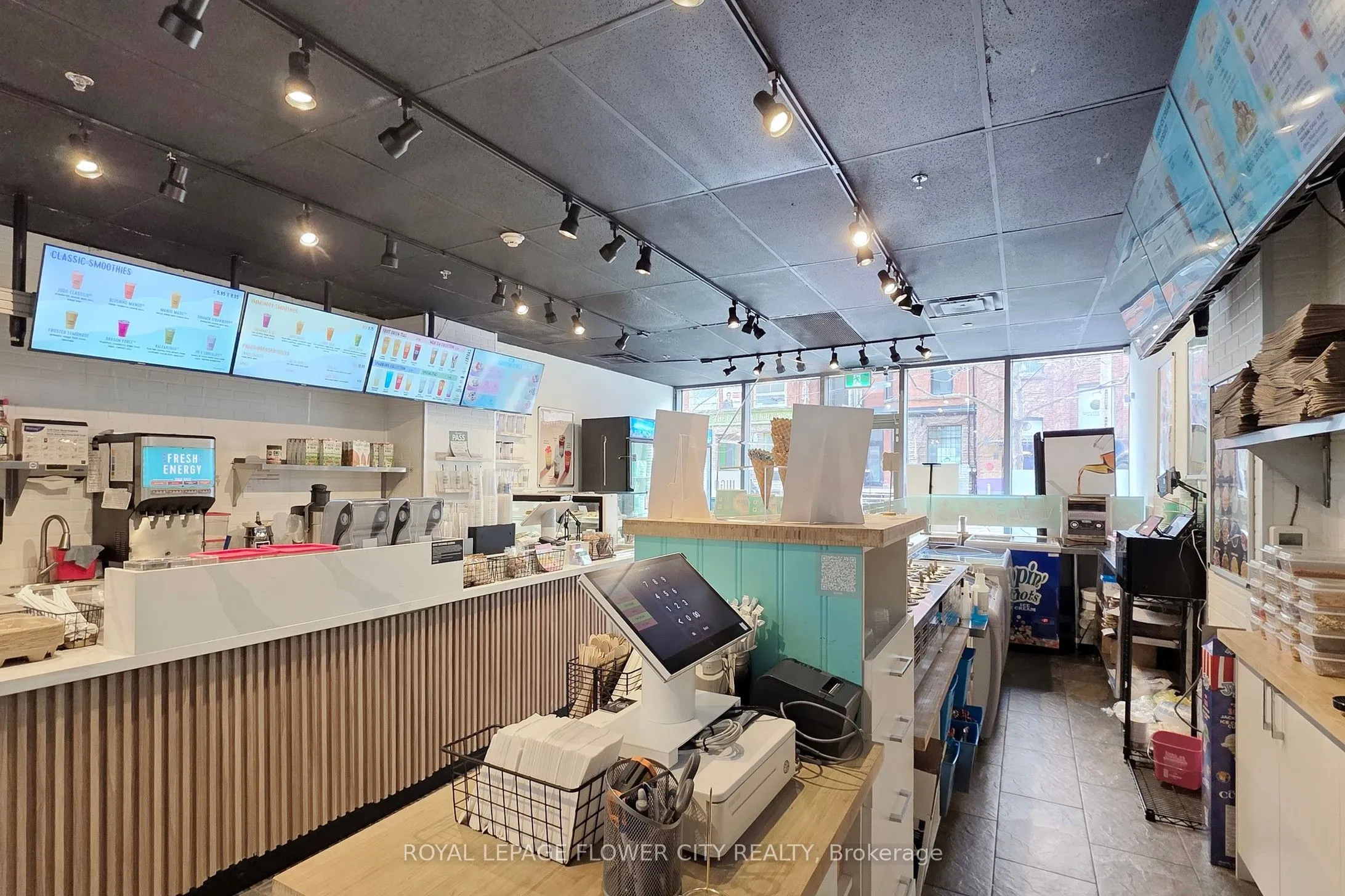 320 Richmond Street #104