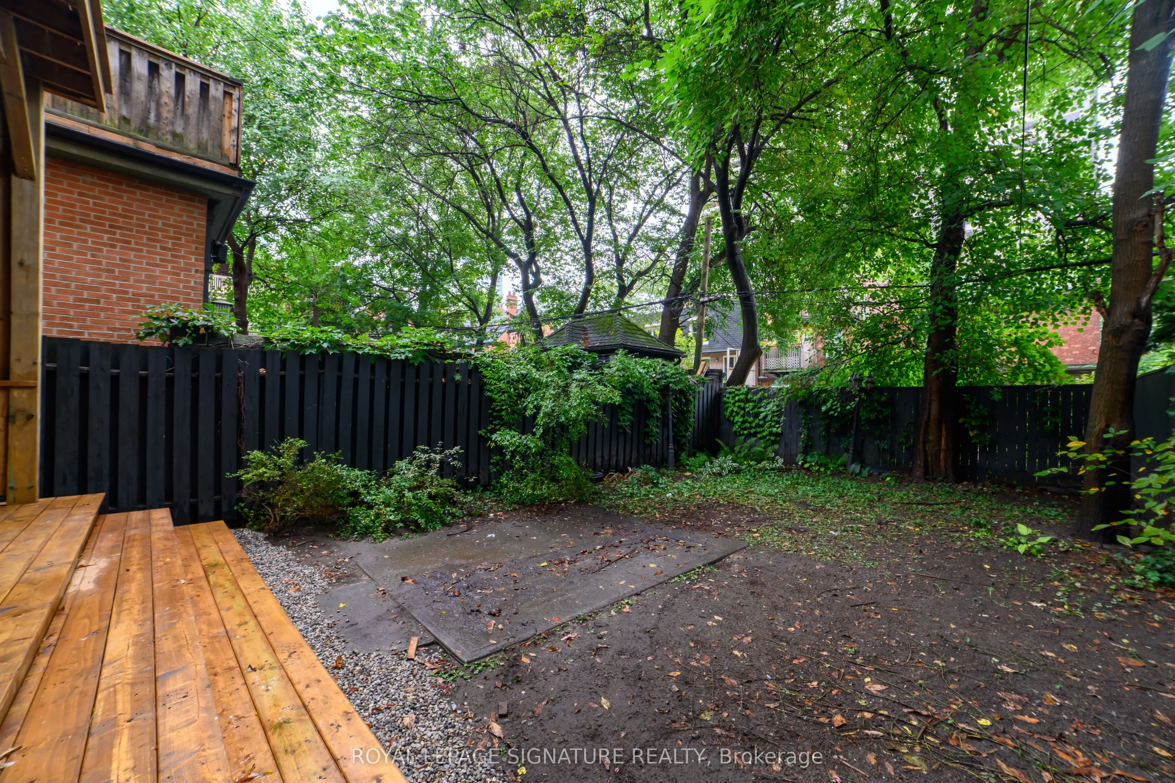 103 Gloucester Street #Main