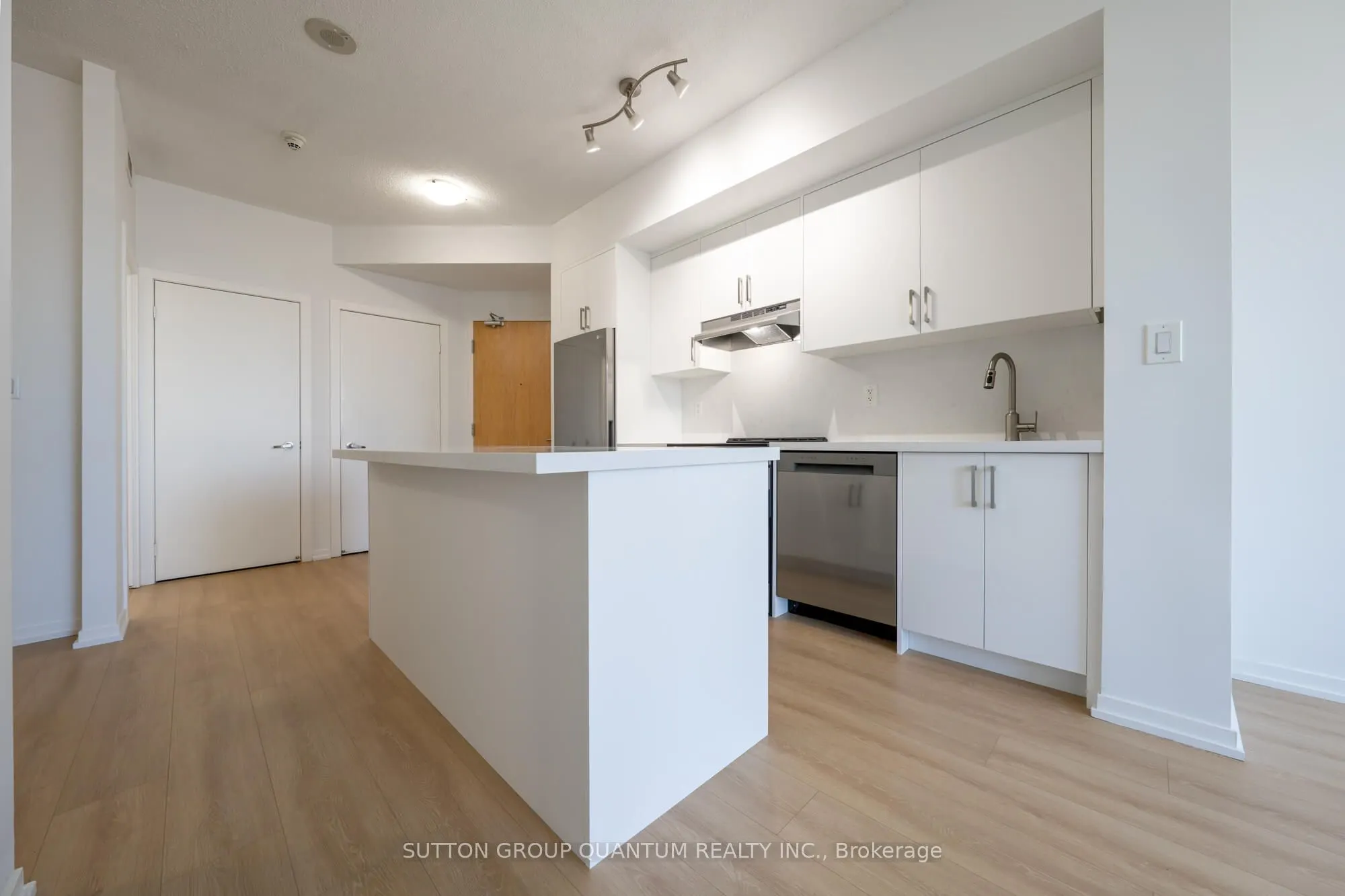 55 Bremner Boulevard #1405