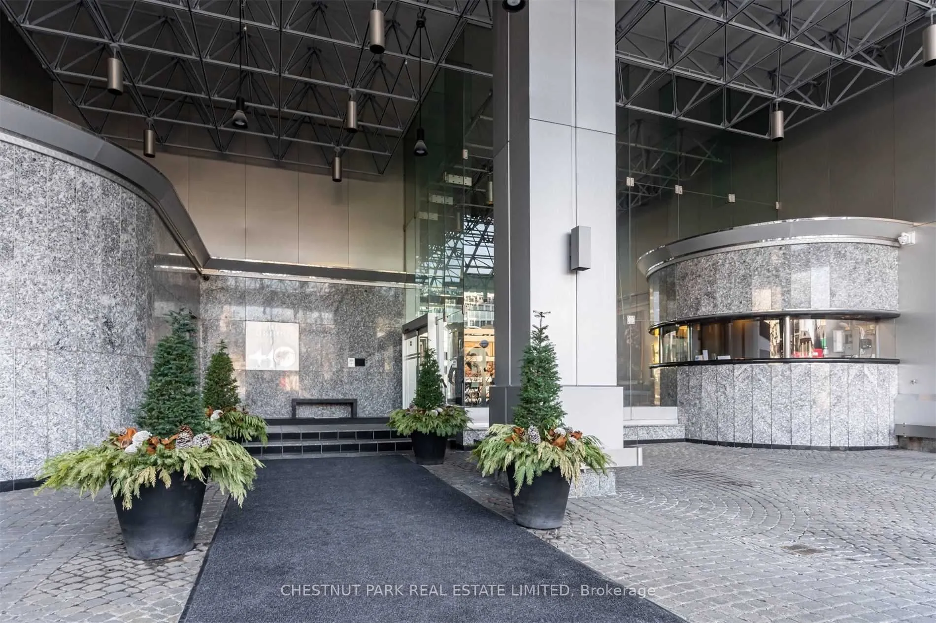 110 Bloor Street W #1206