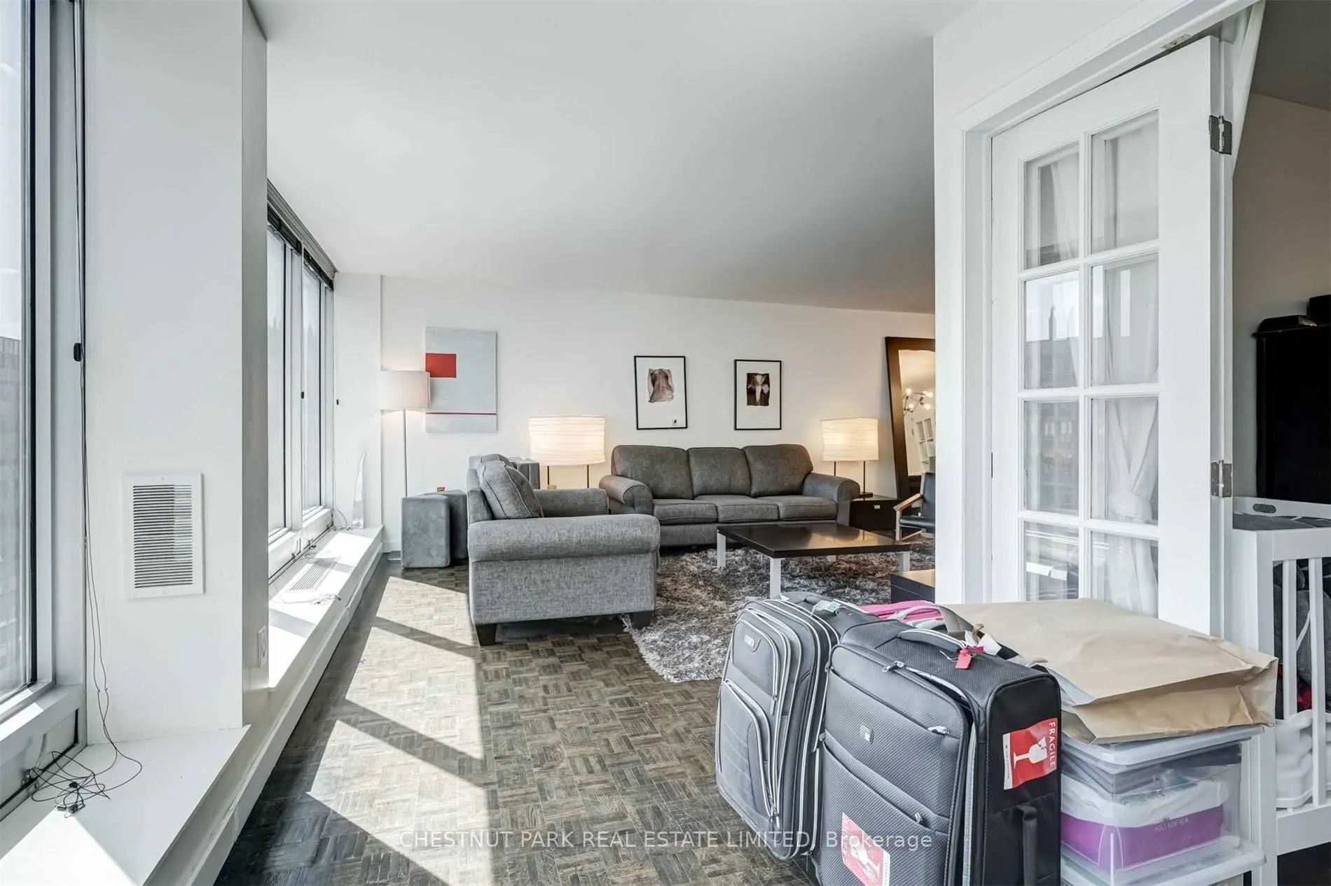 110 Bloor Street W #1206