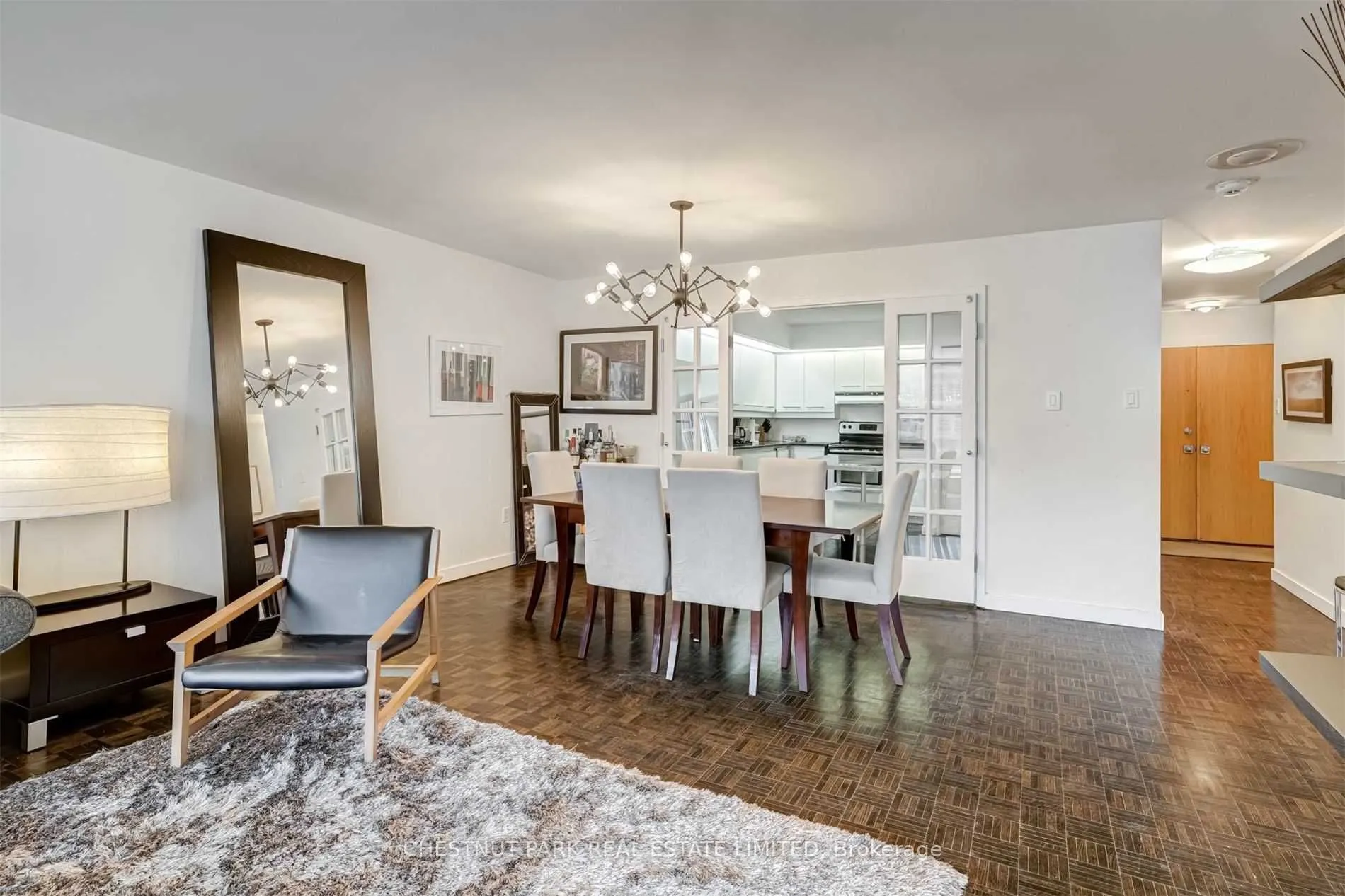 110 Bloor Street W #1206