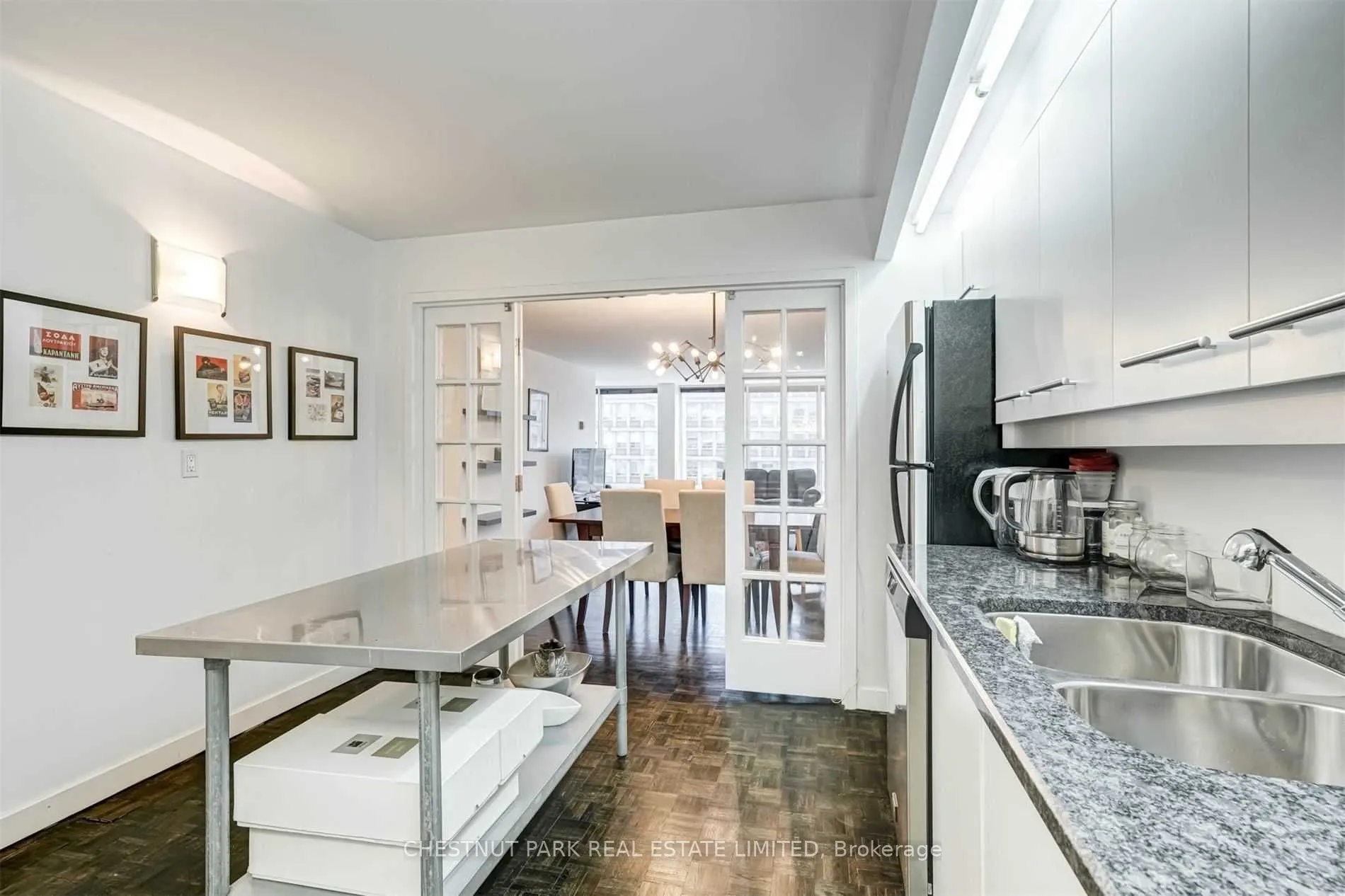 110 Bloor Street W #1206