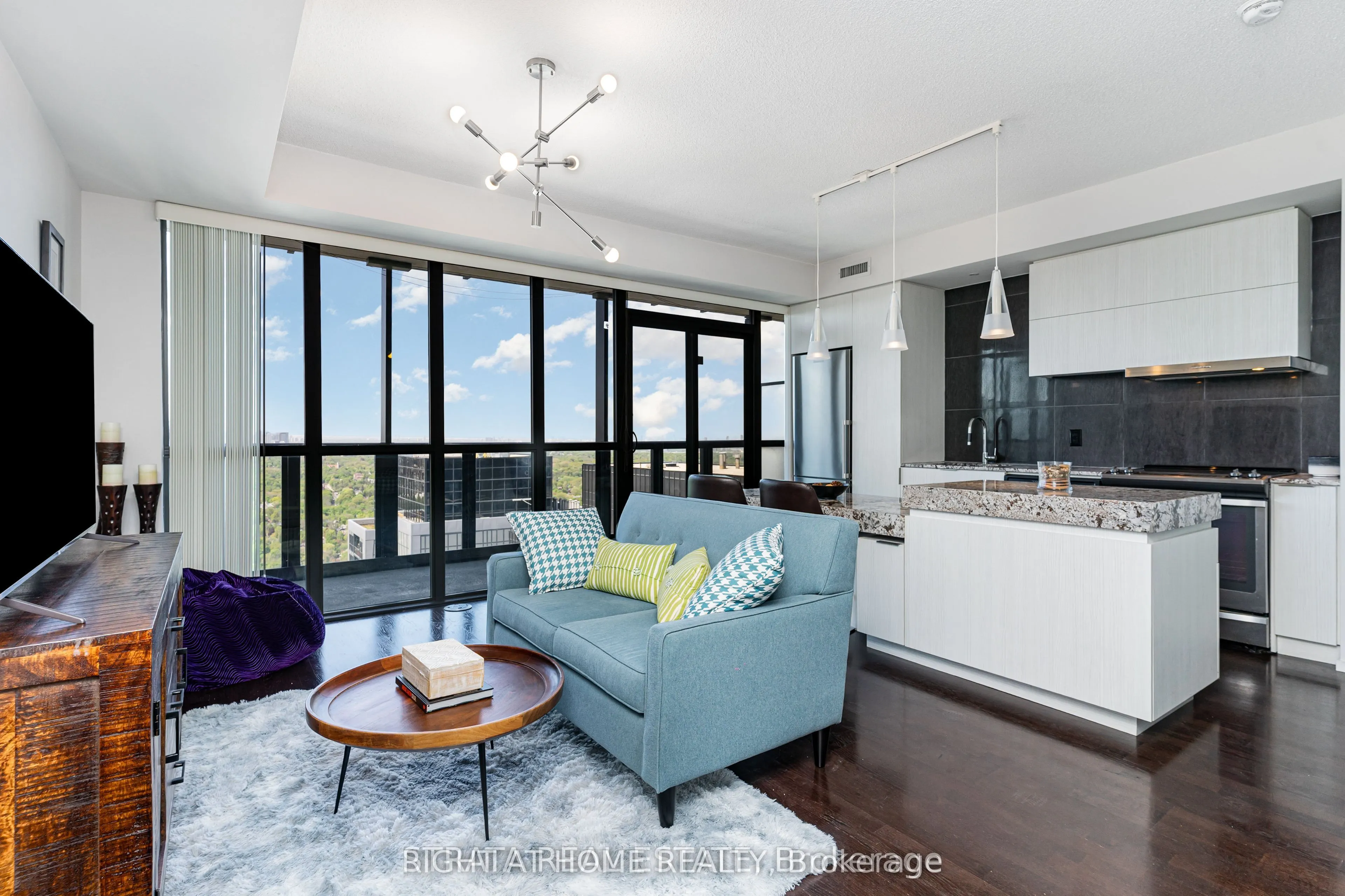101 Charles Street E #4608