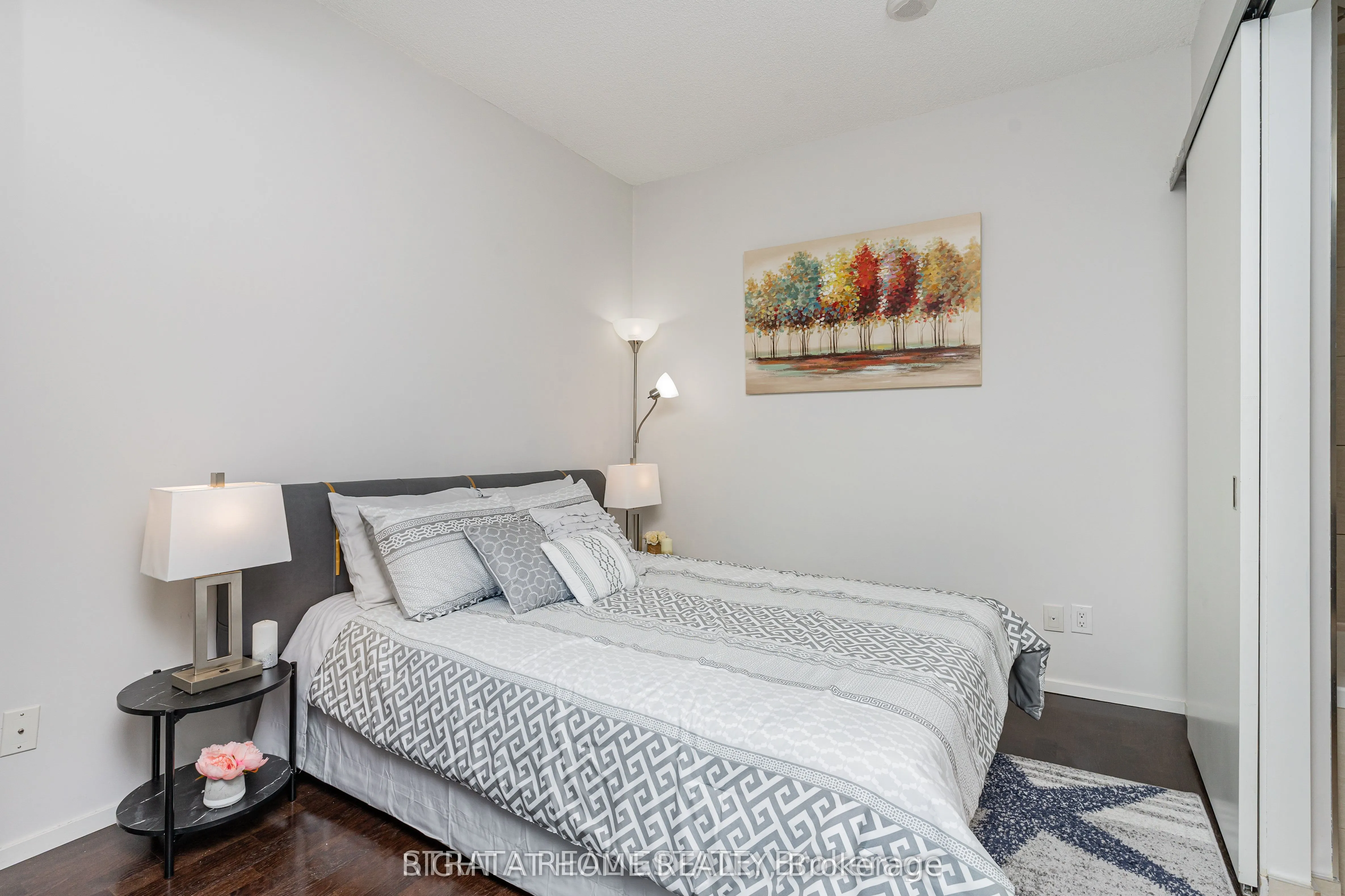 101 Charles Street E #4608