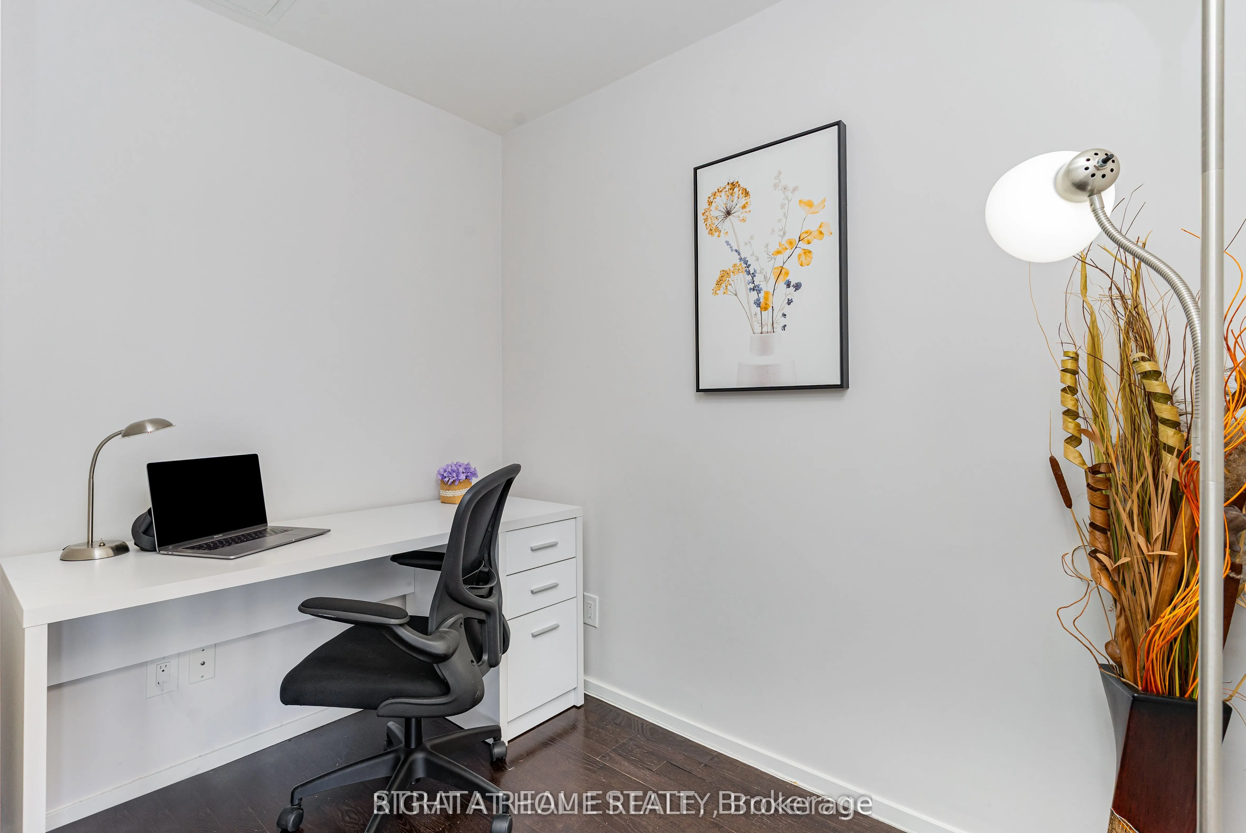 101 Charles Street E #4608