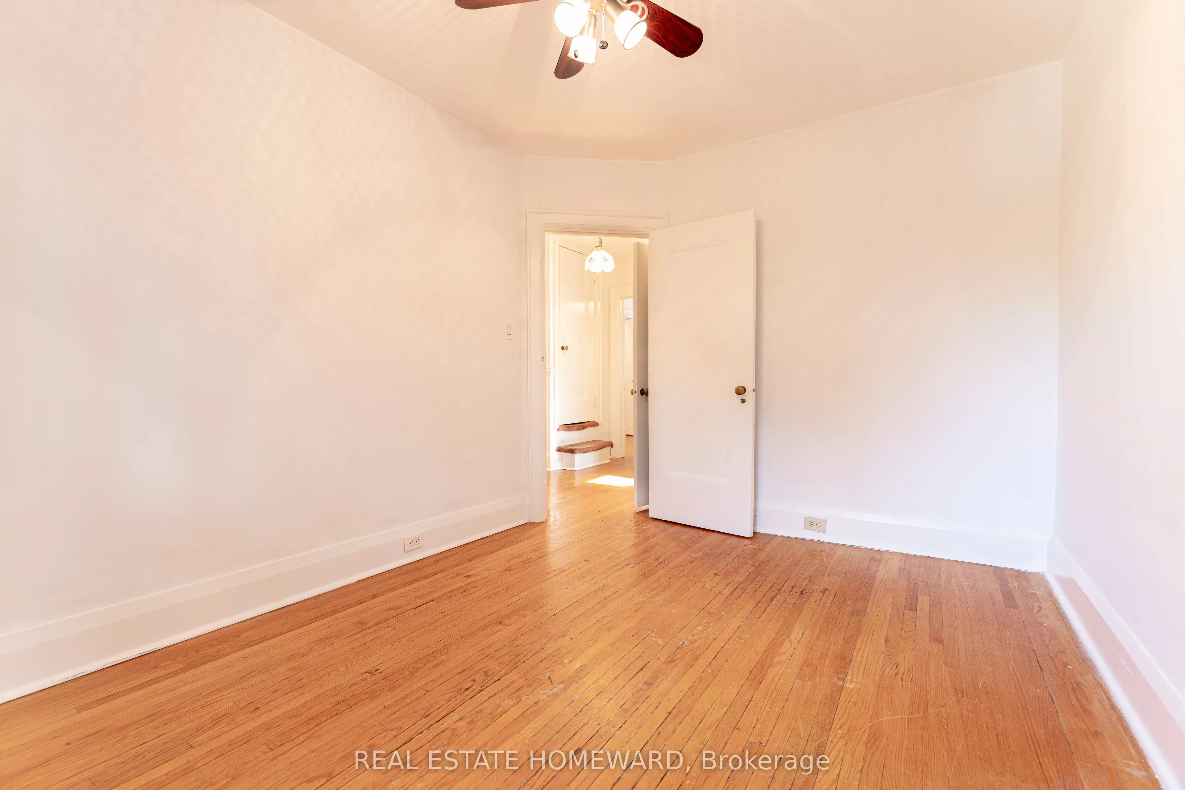 312 Rosewell Avenue