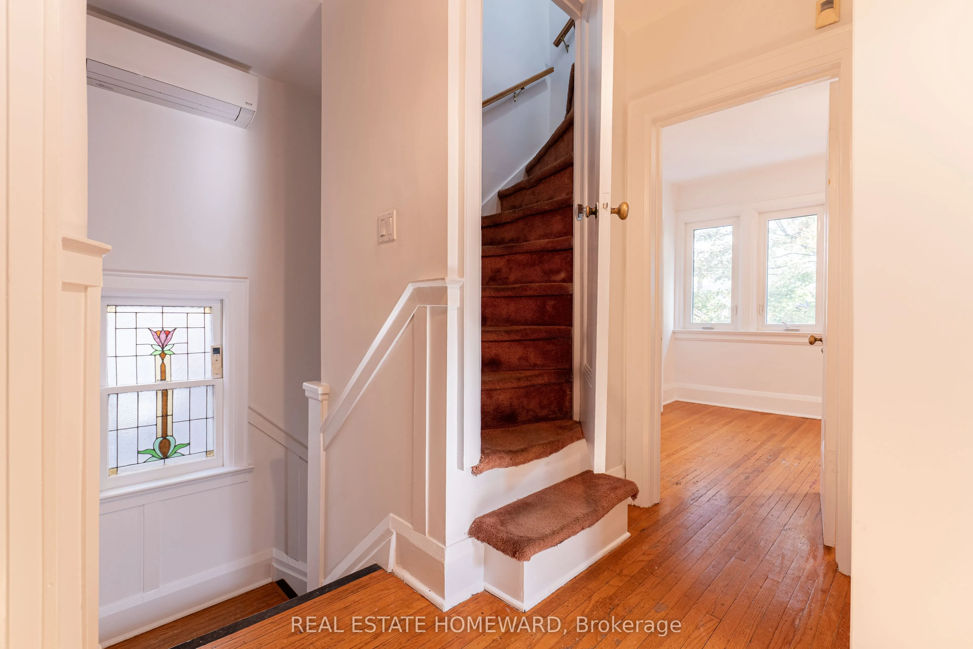 312 Rosewell Avenue