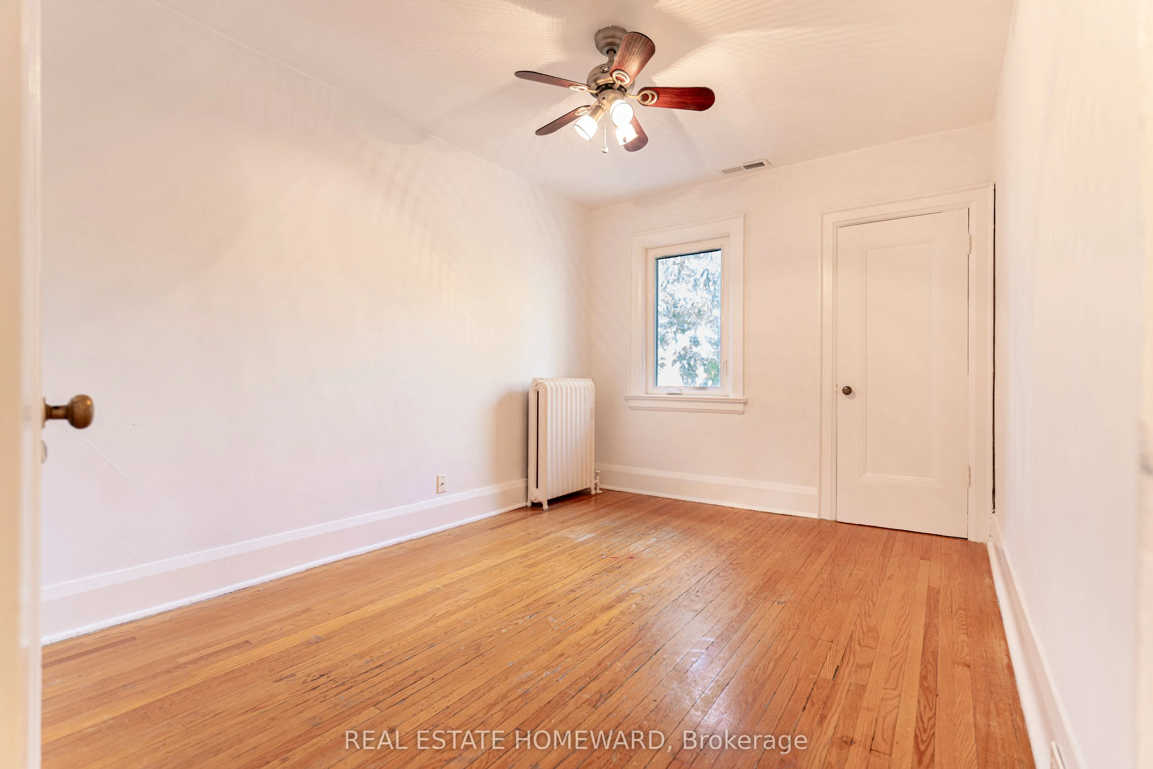 312 Rosewell Avenue