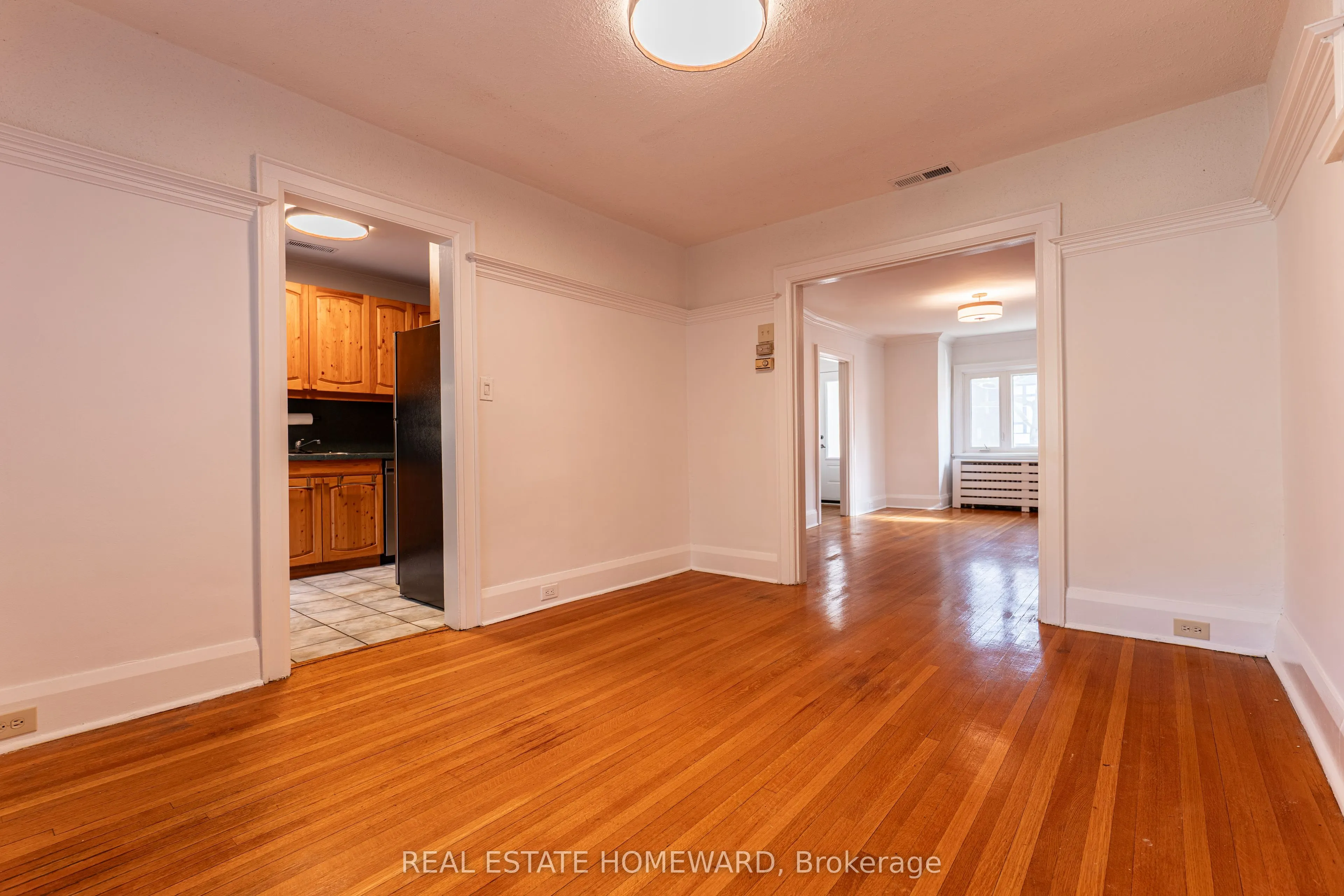 312 Rosewell Avenue