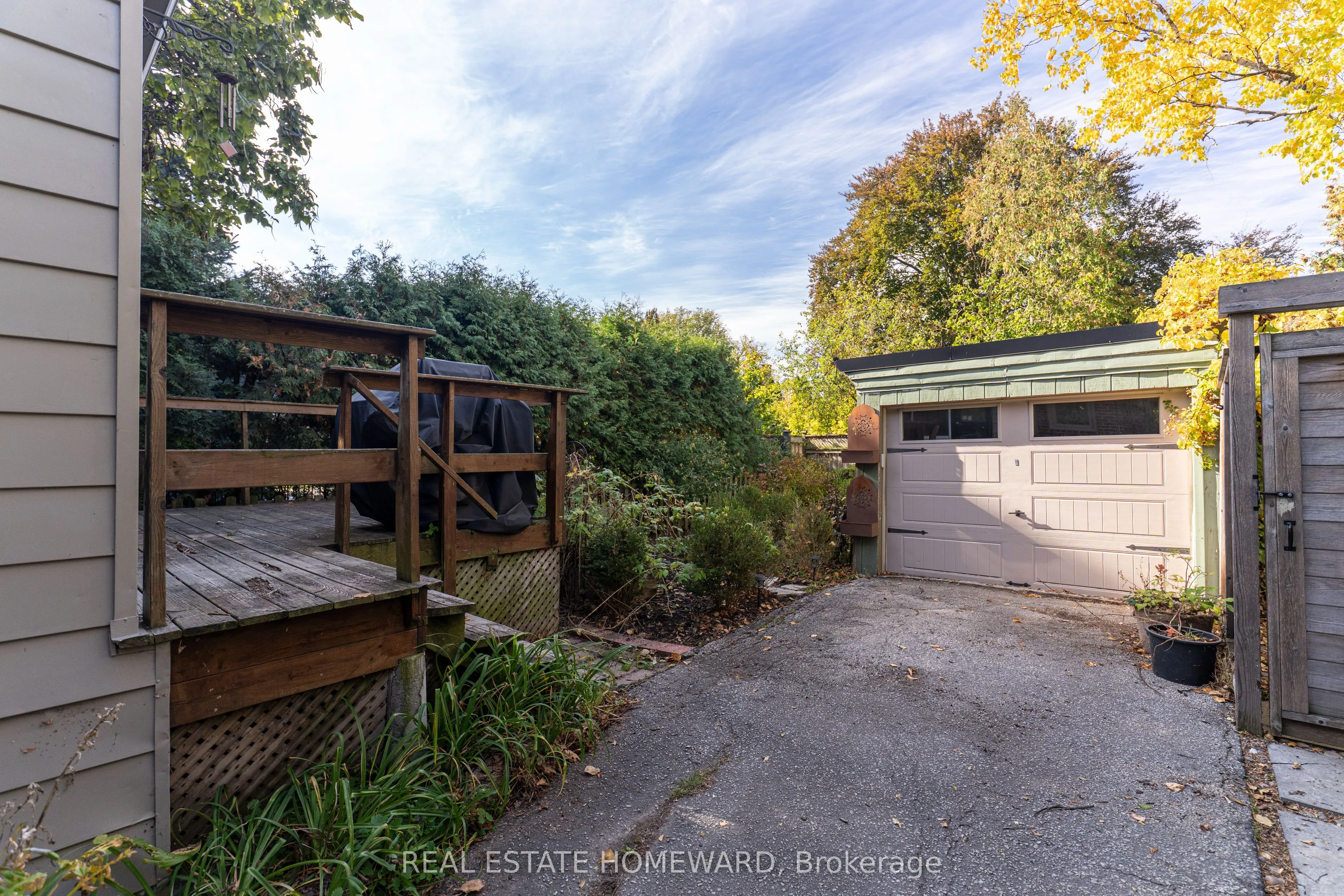 312 Rosewell Avenue