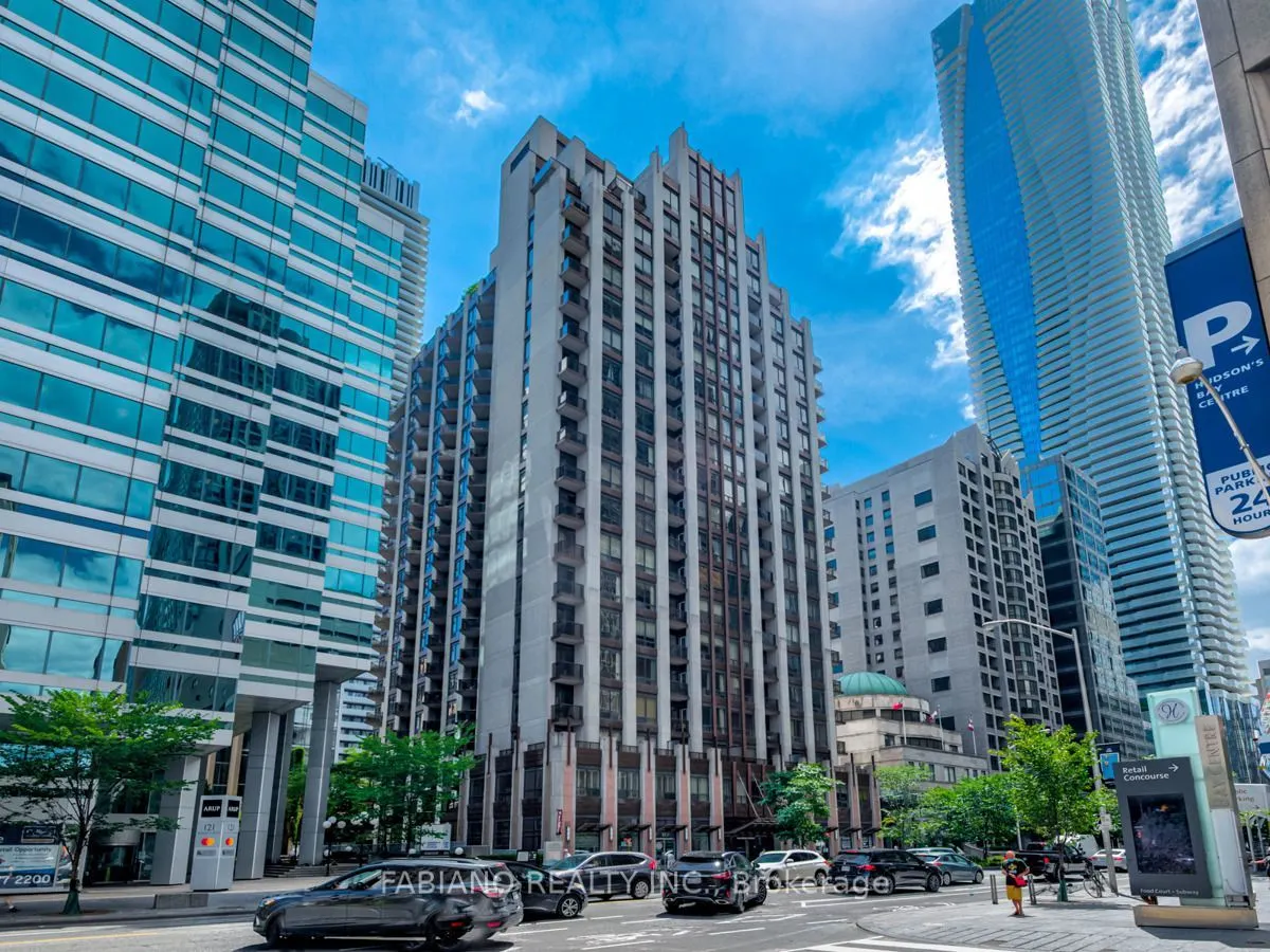 85 Bloor Street E #409