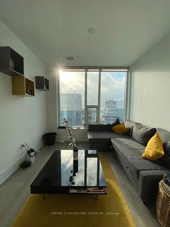 10 York Street #3808