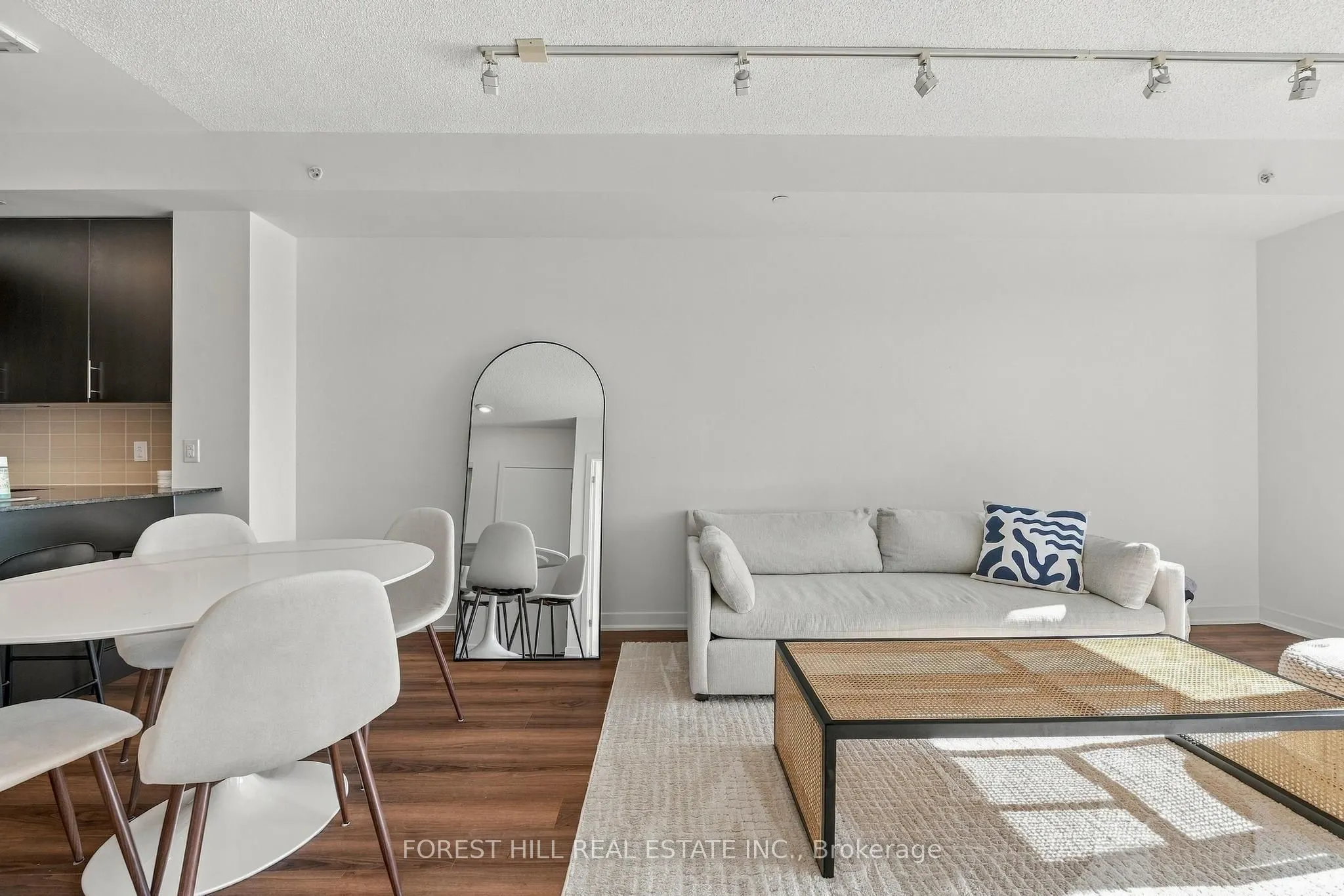 60 Berwick Avenue #505