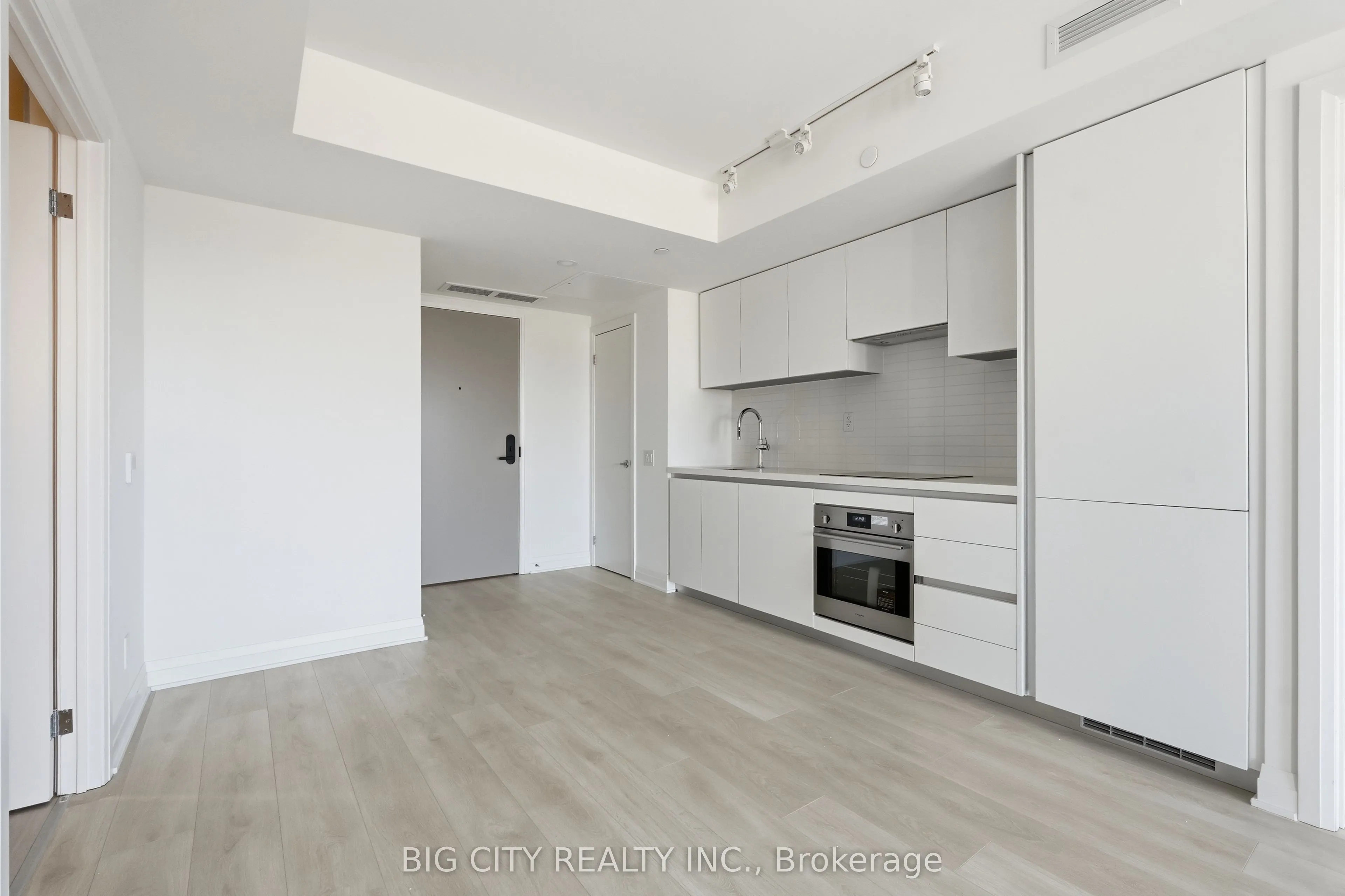 25 Frederick Todd Way #1203
