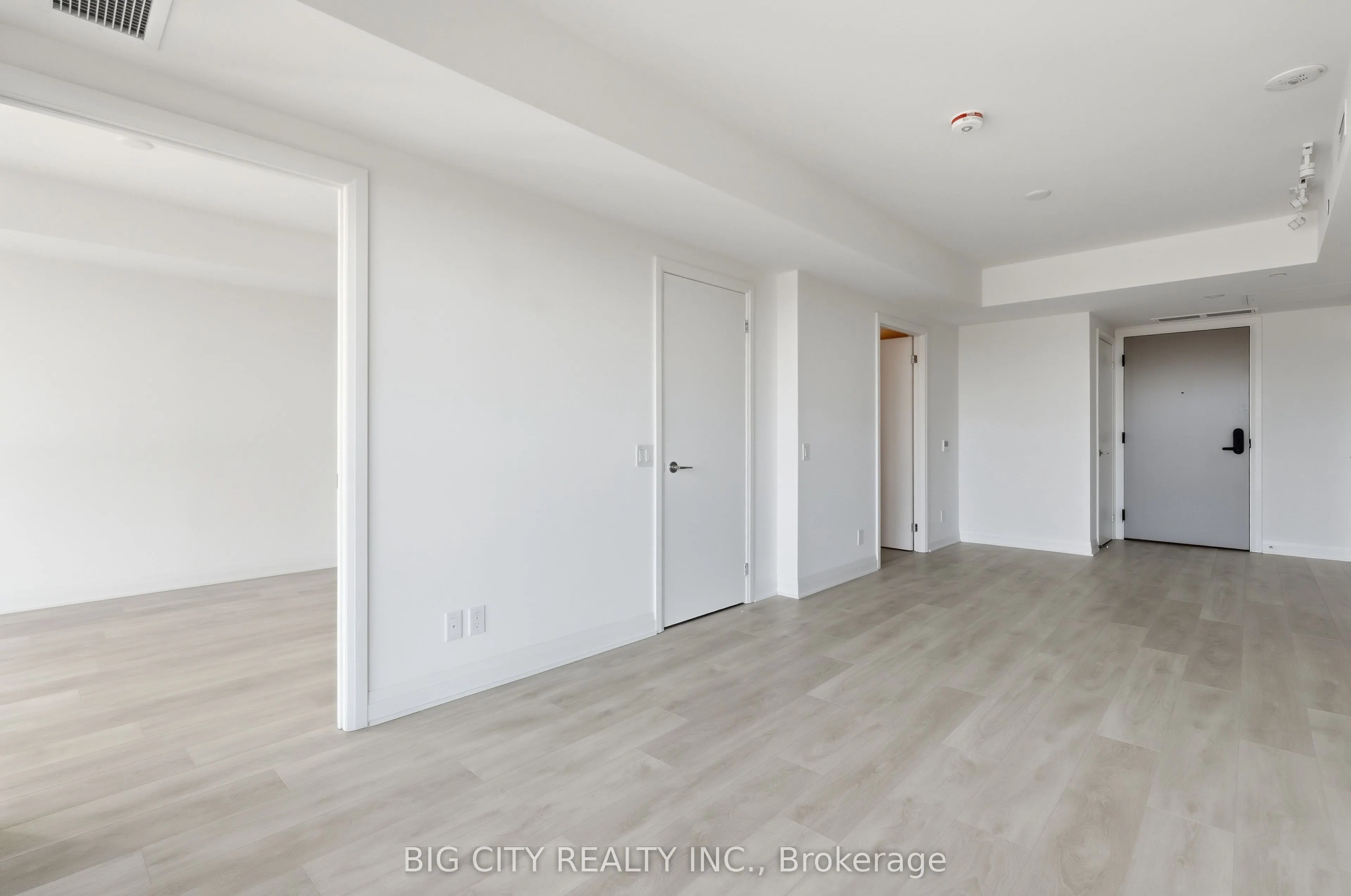 25 Frederick Todd Way #1203