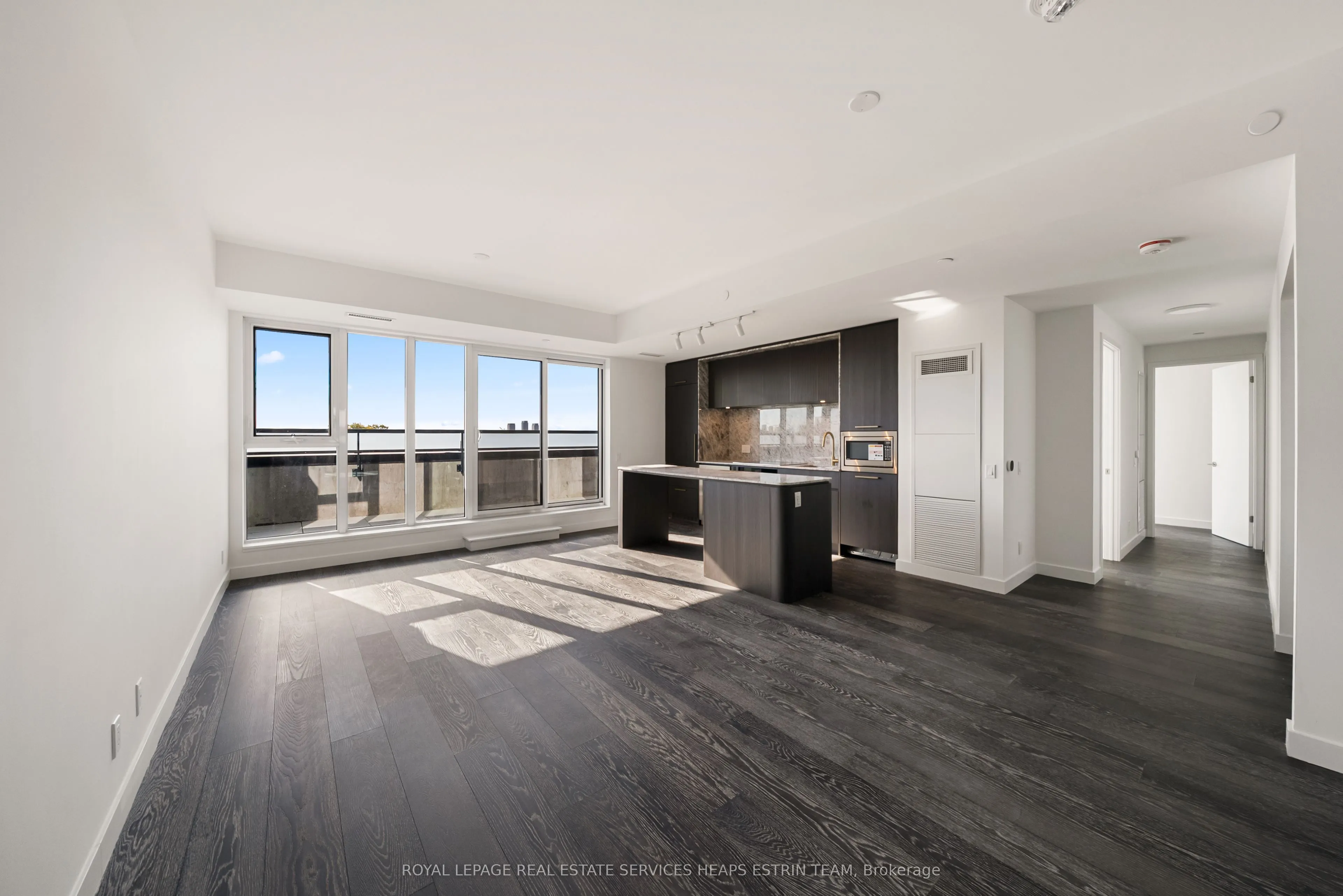 908 St.Clair Ave West Avenue #612