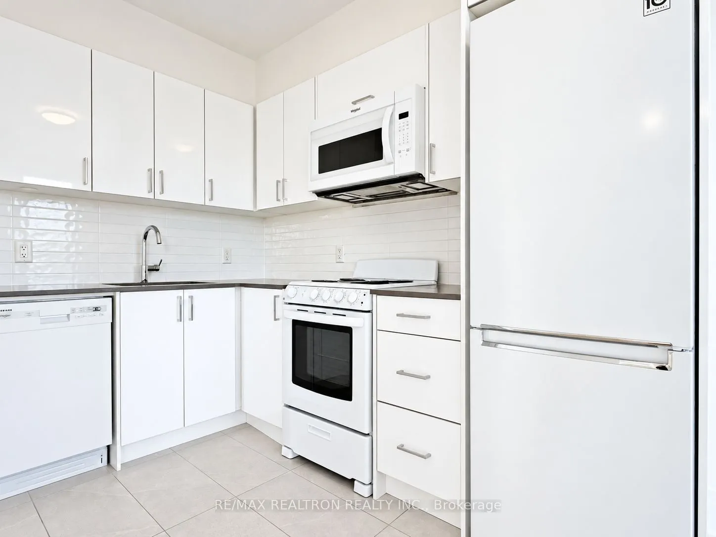 398 Avenue Road #322