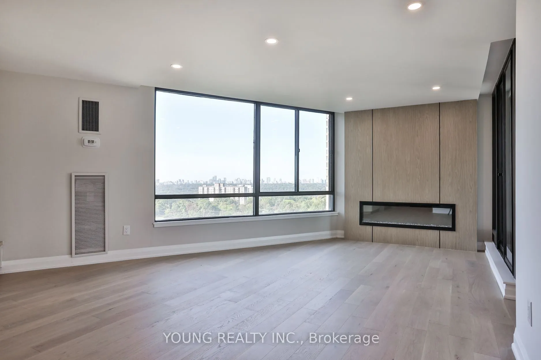 65 Skymark Drive #1406