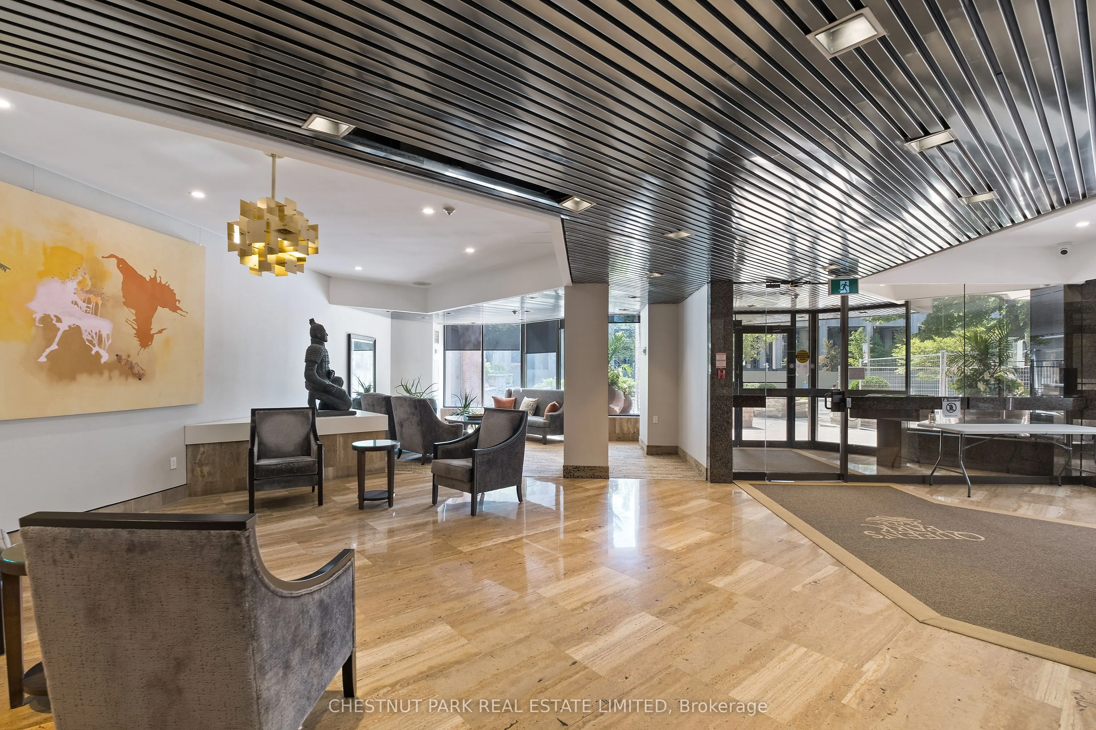 62 Wellesley Street W #304