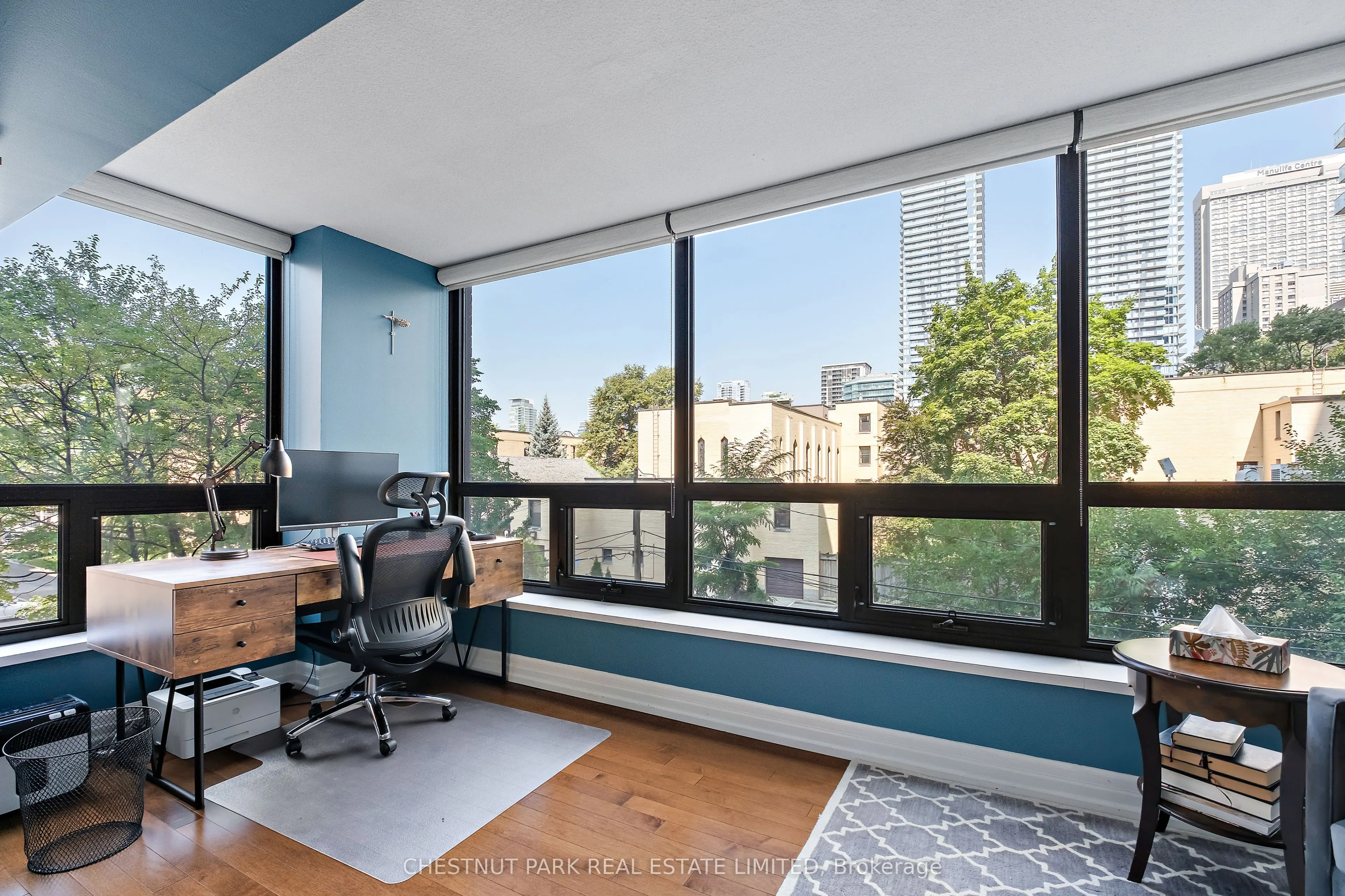 62 Wellesley Street W #304