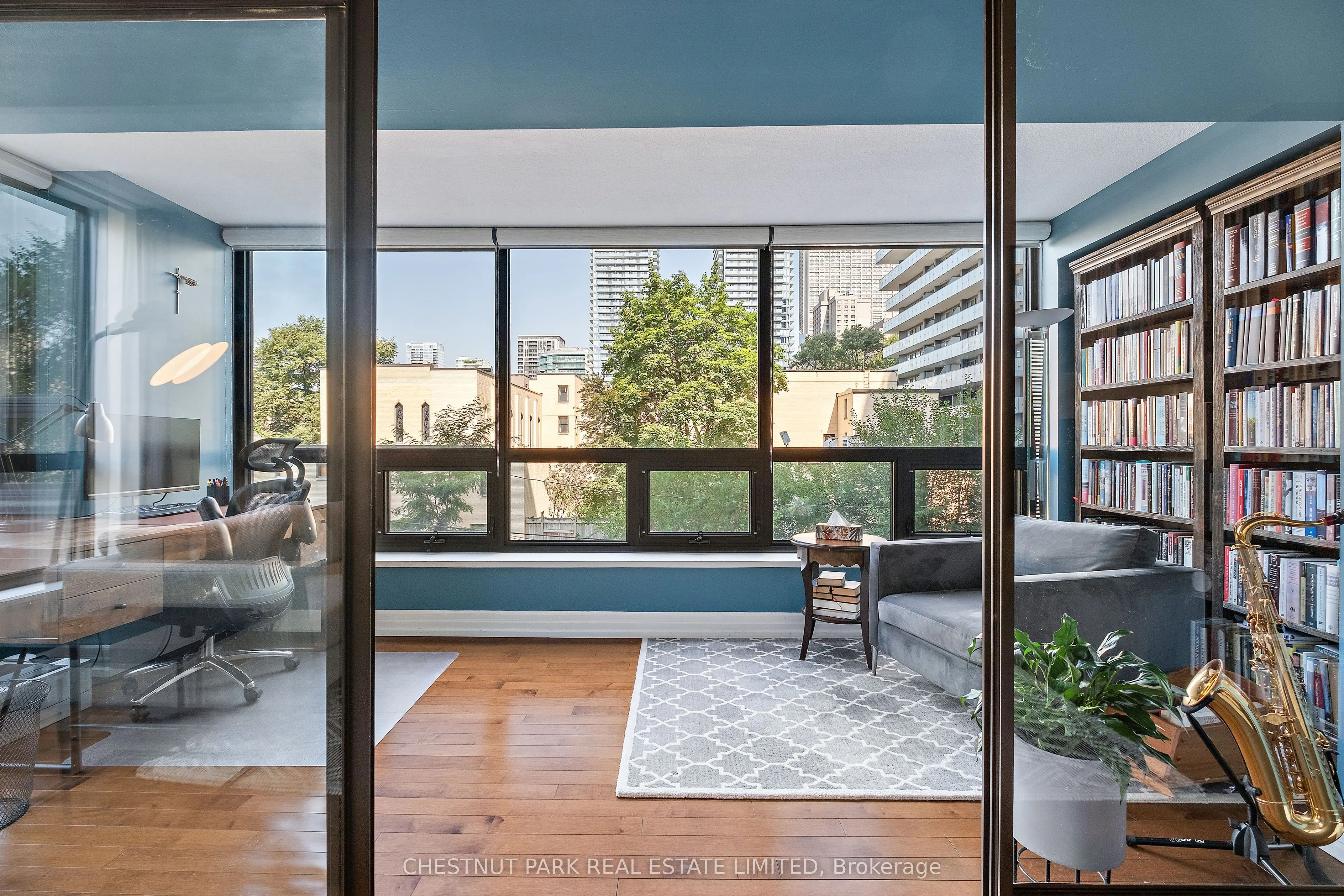 62 Wellesley Street W #304