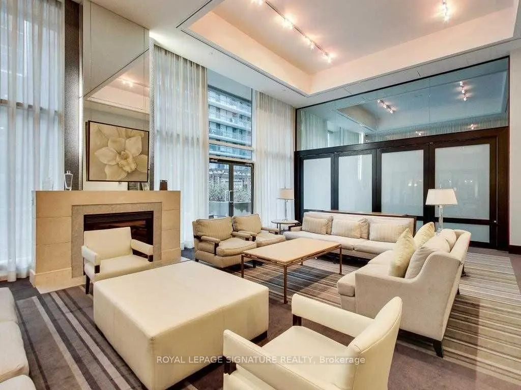 438 King Street W #1315