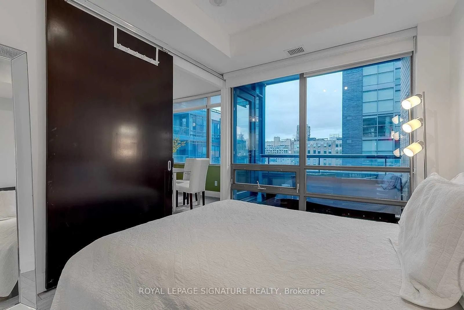 438 King Street W #1315