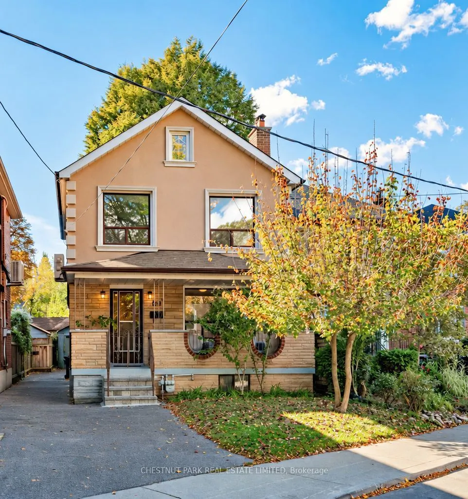 122 Forman Avenue
