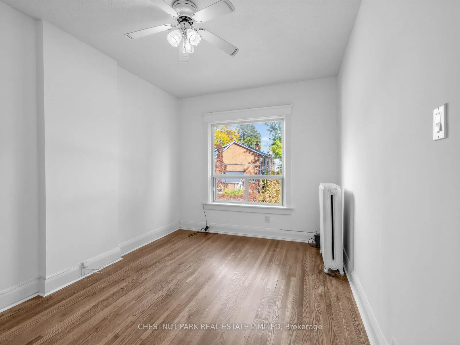 122 Forman Avenue
