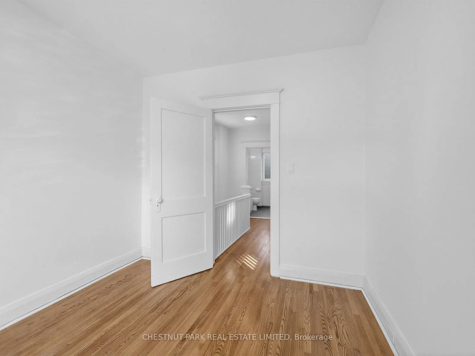 122 Forman Avenue