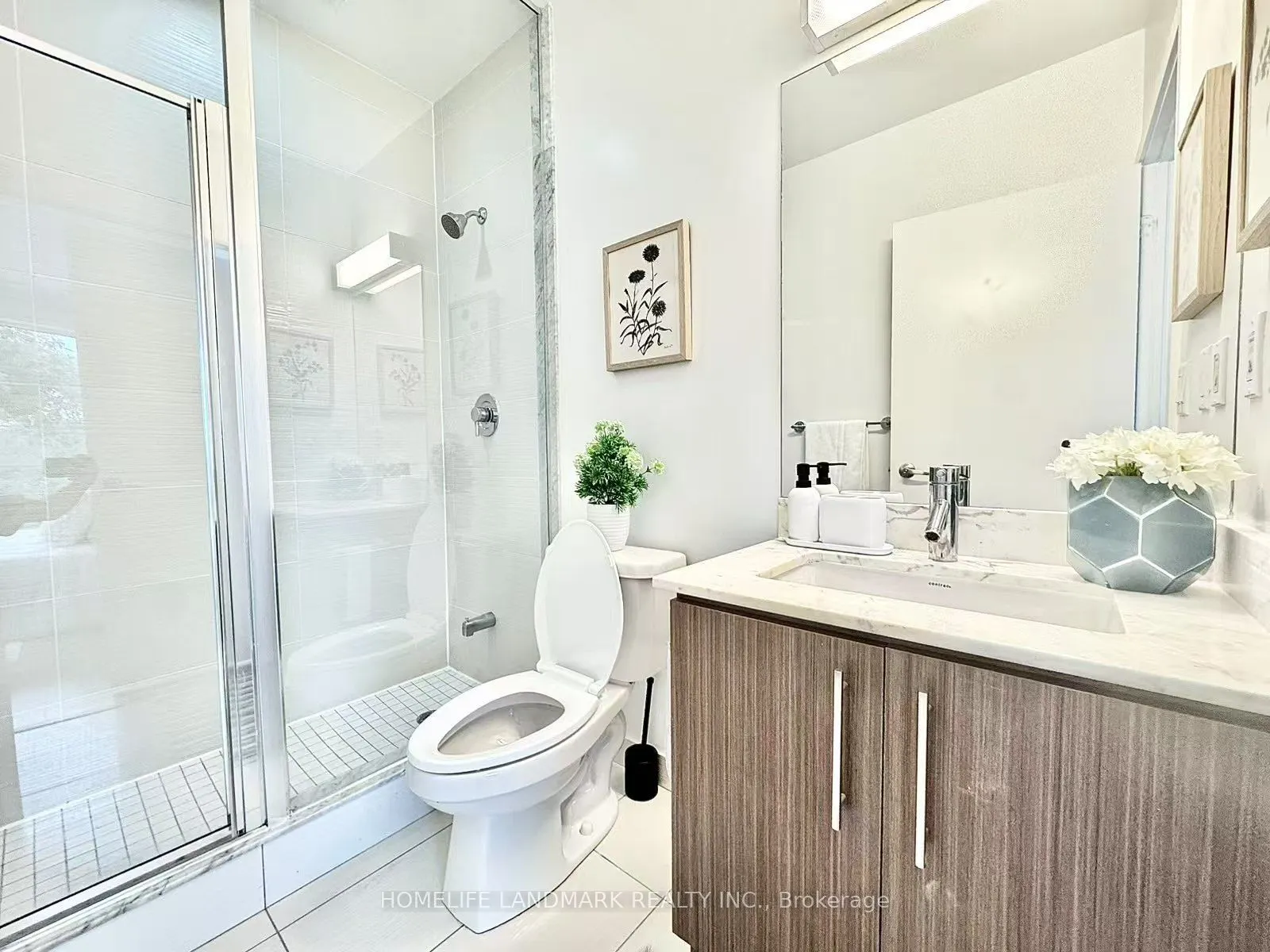 58 Orchard View Boulevard #209