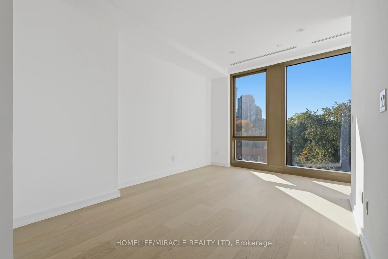1315 Bay Street #503