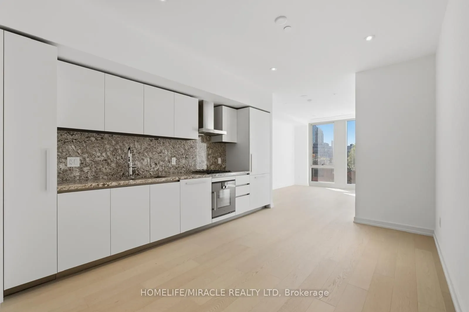 1315 Bay Street #503