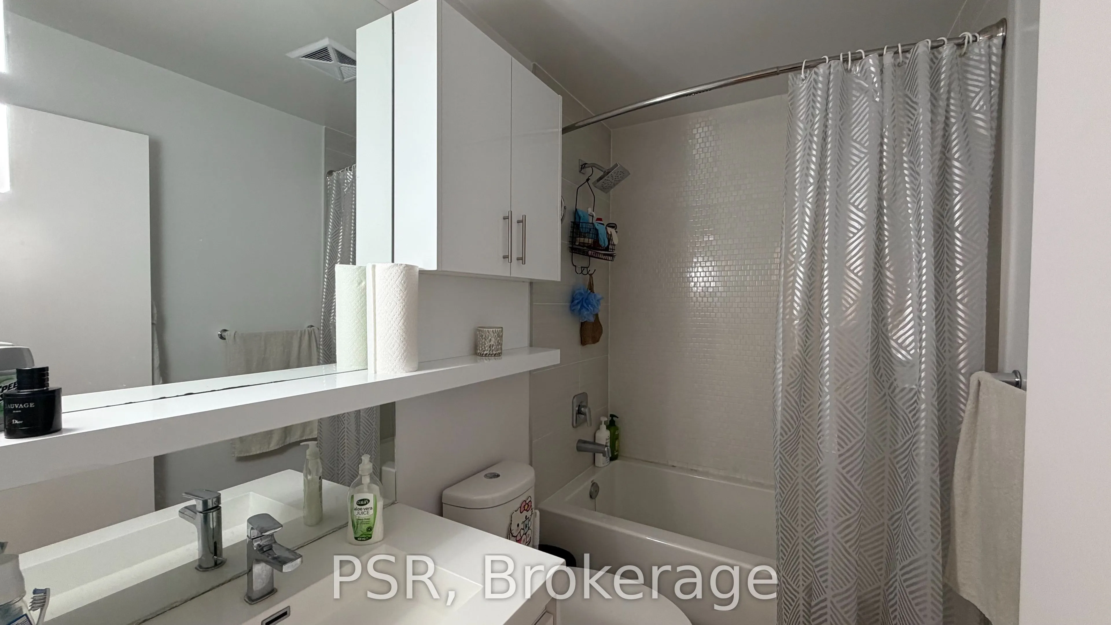 150 Fairview Mall Drive #211