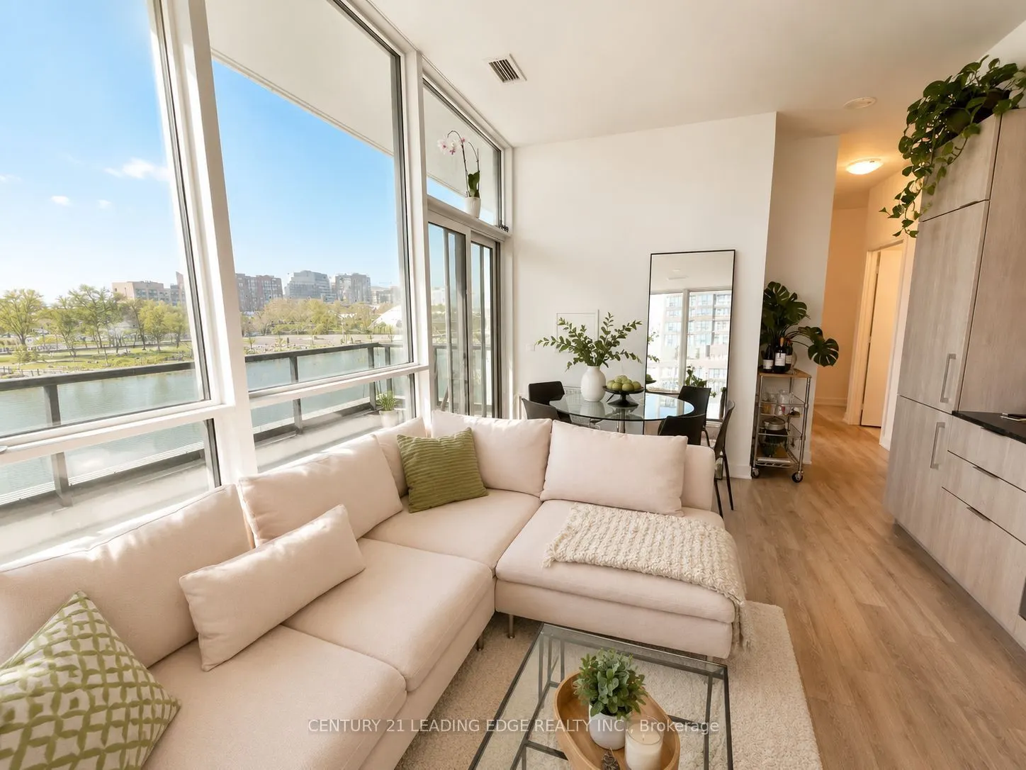 50 Ordnance Street #307