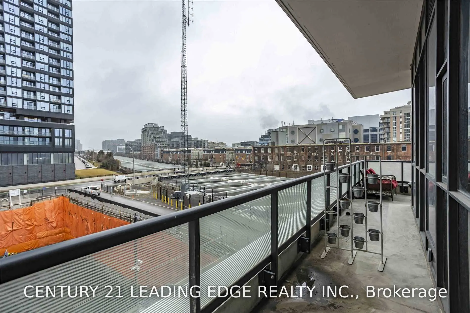 50 Ordnance Street #307