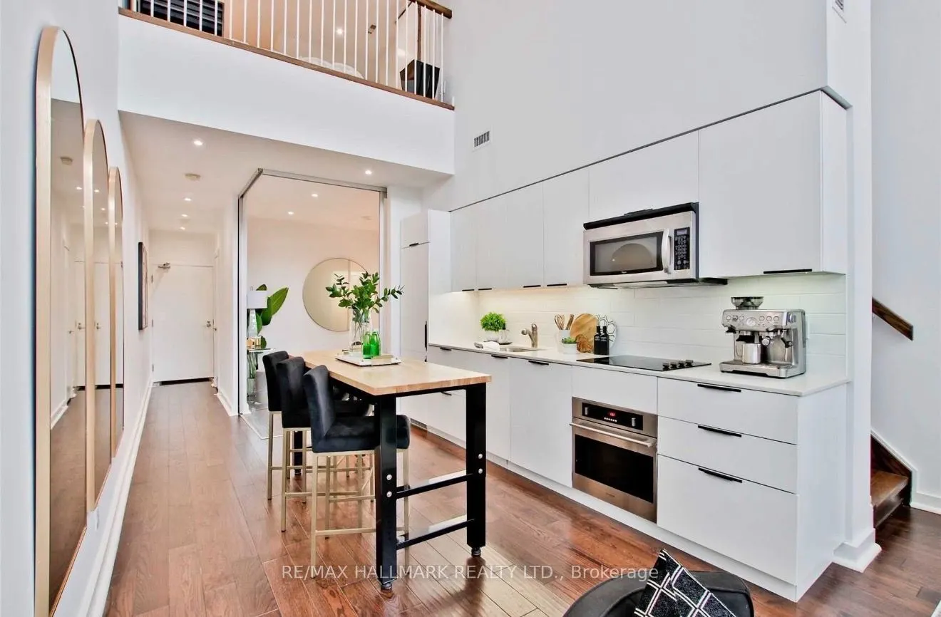 5 Hanna Avenue #108