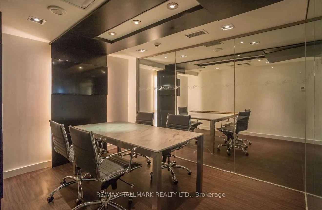 5 Hanna Avenue #108
