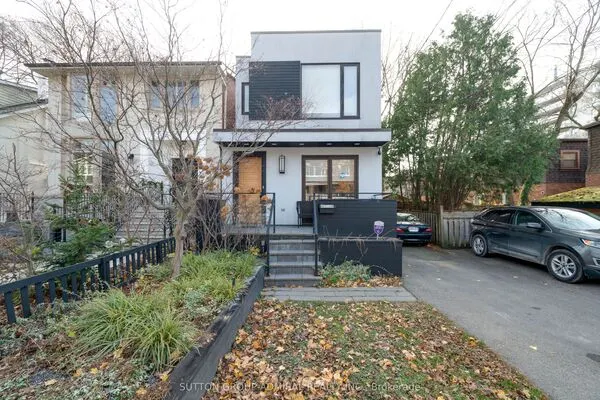 127 Orchard View Boulevard