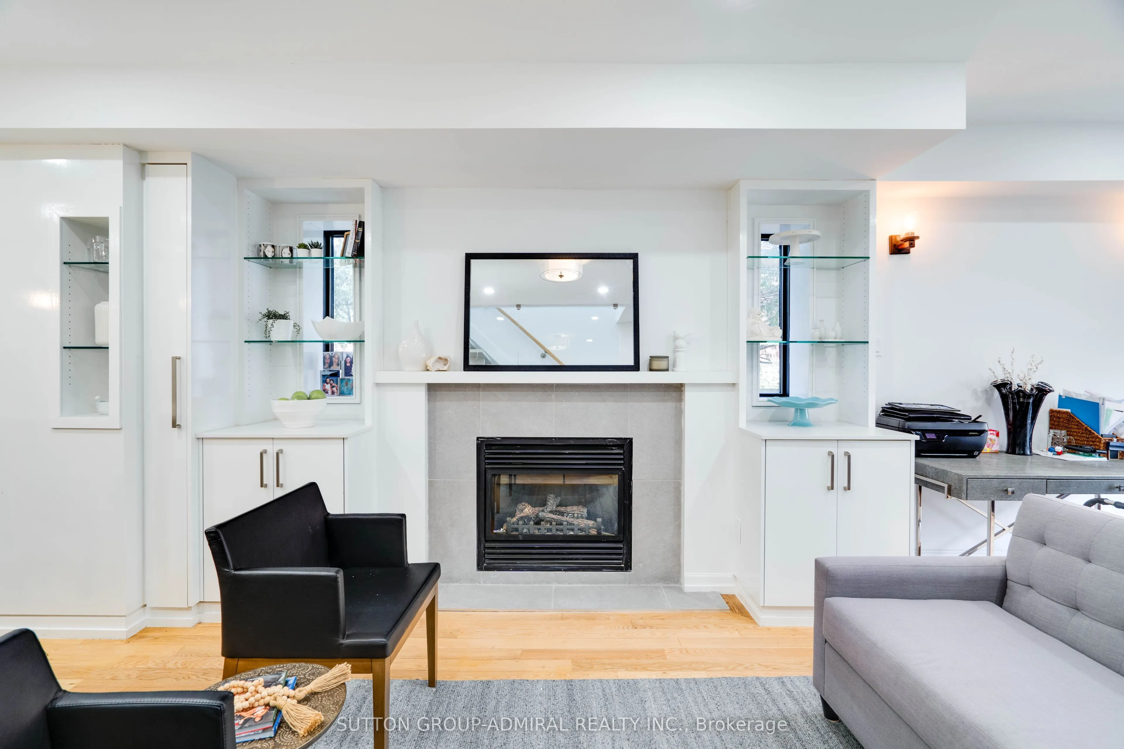 127 Orchard View Boulevard
