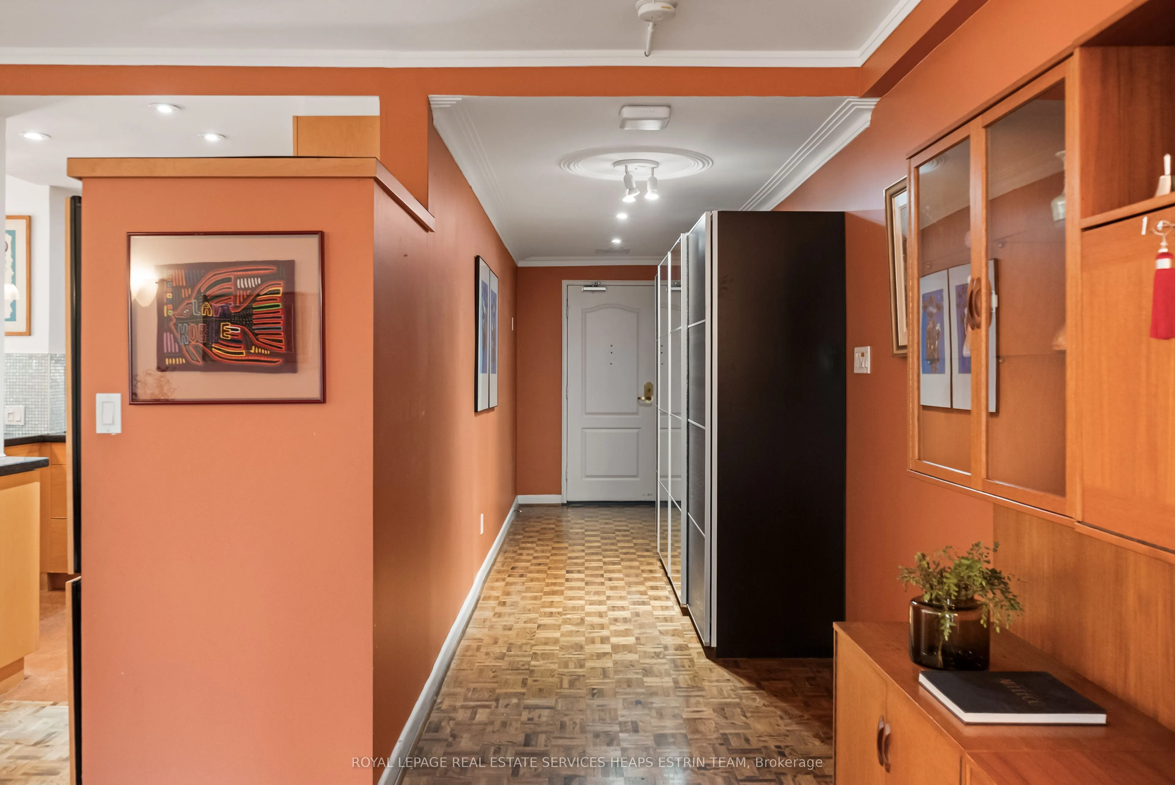 21 Dale Avenue #638
