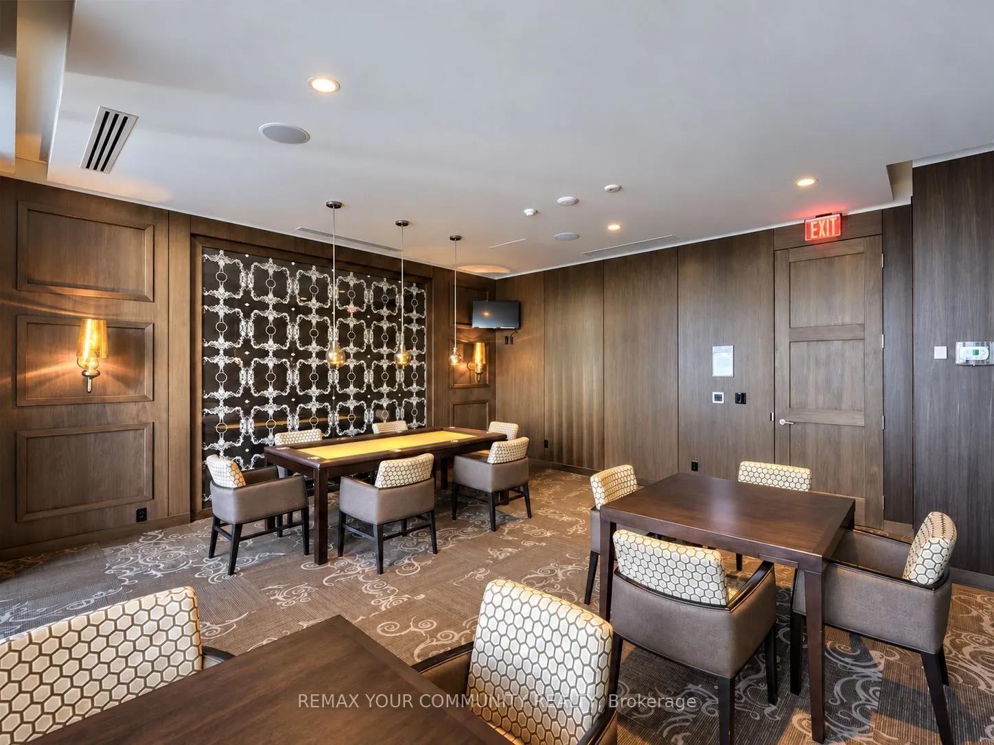300 Front Street W #4202