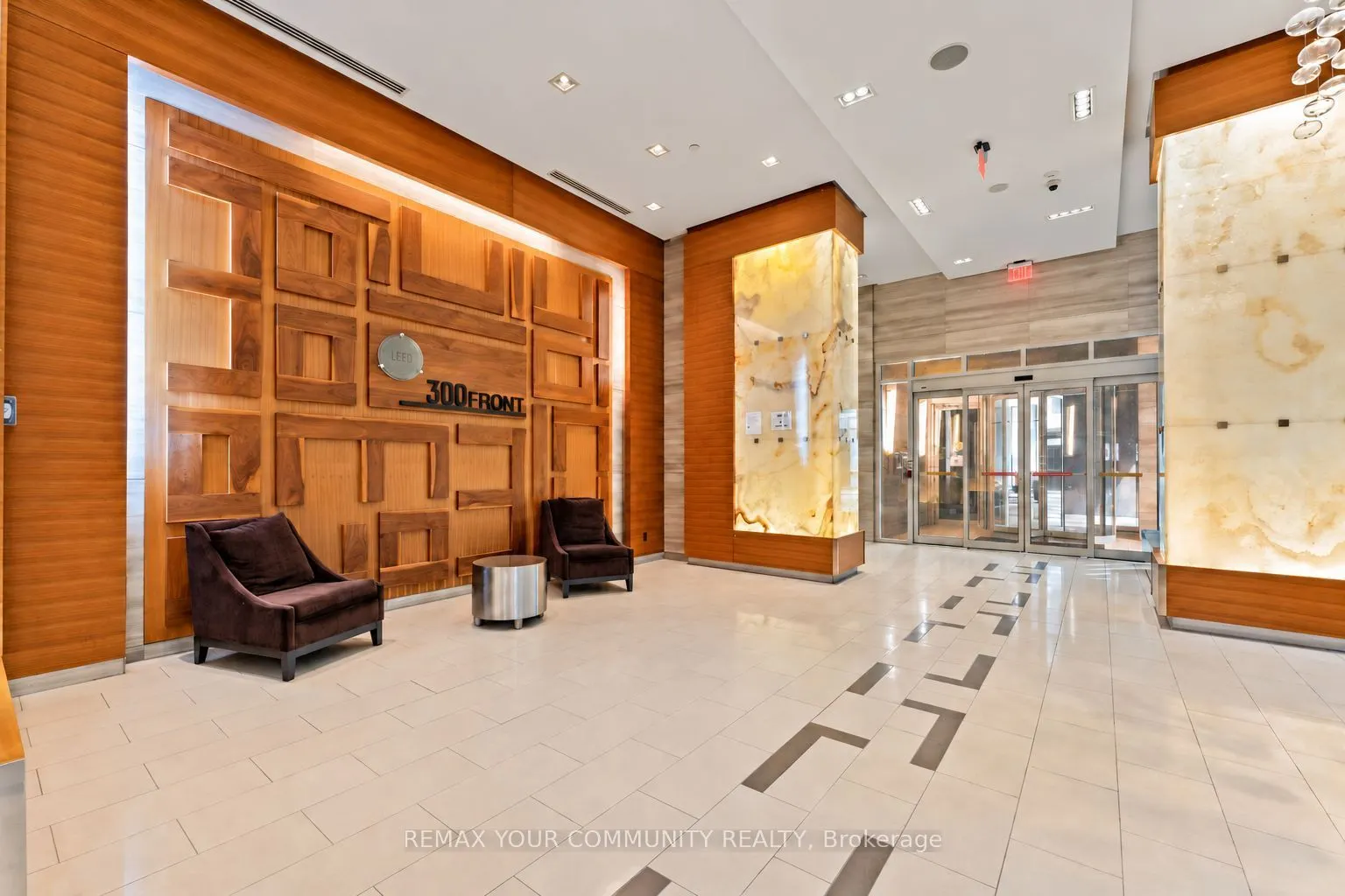 300 Front Street W #4202
