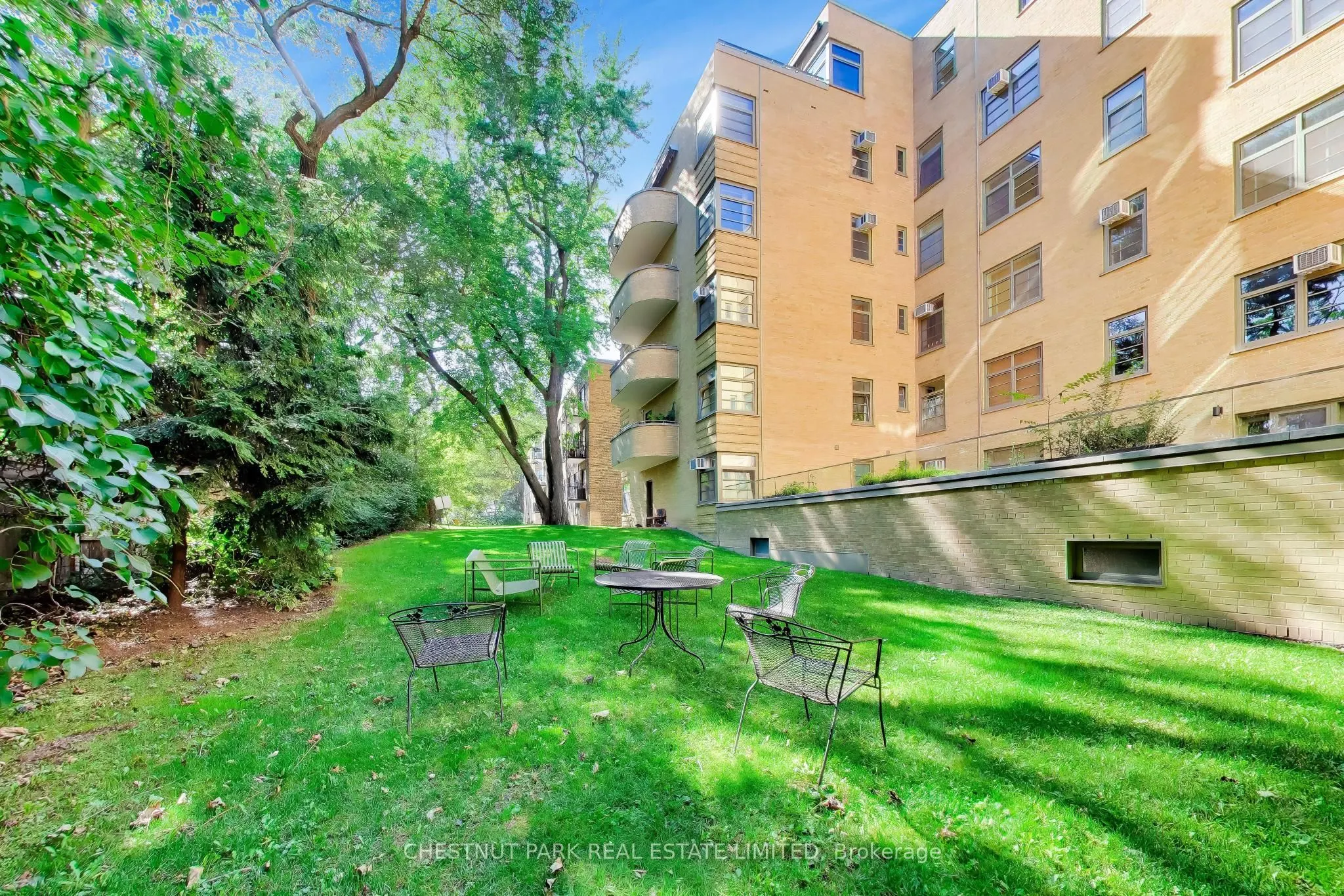 717 Eglinton Avenue W #103