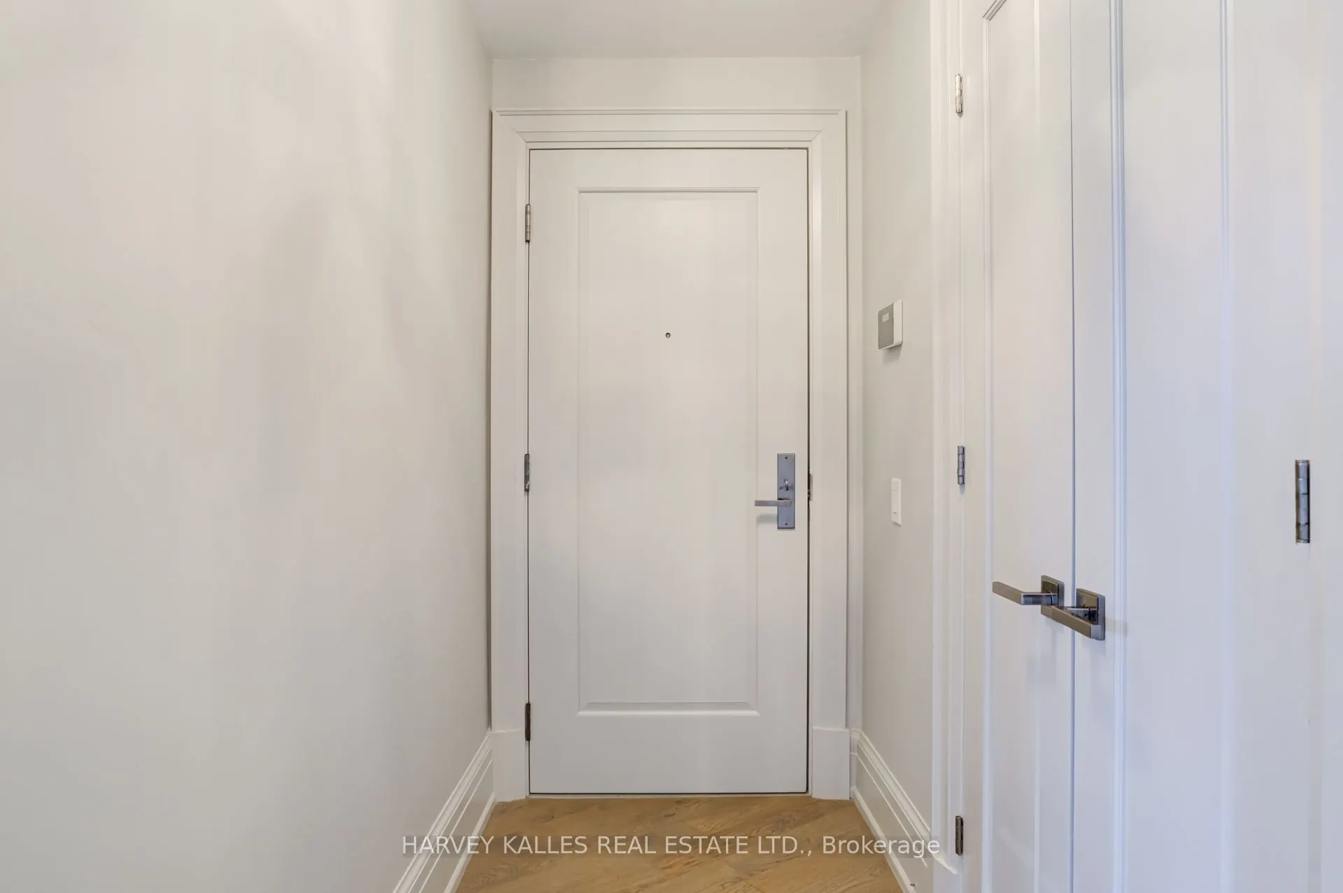 181 Davenport Road #302